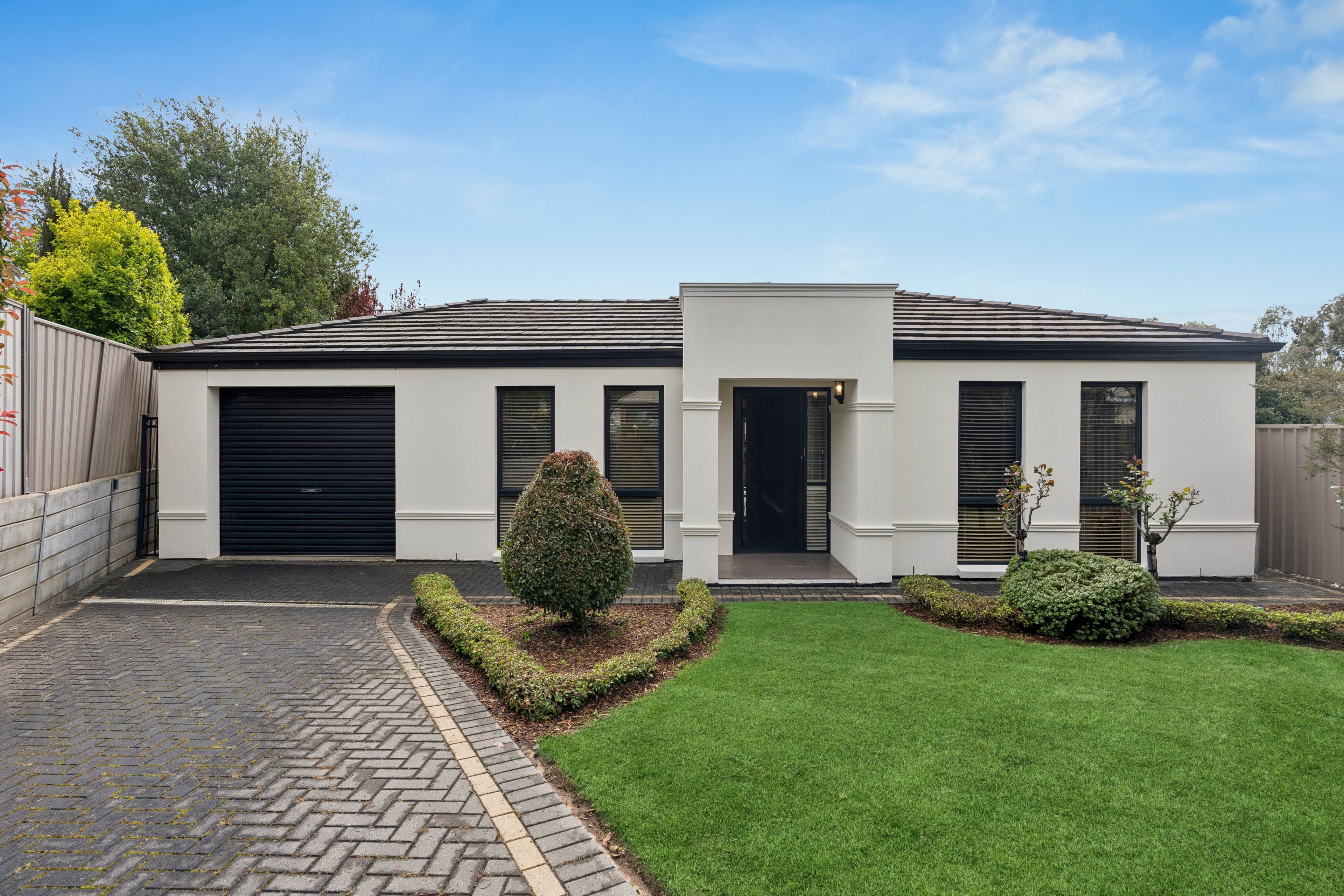 4 Lindsay Close — photo from Ray White Mount Barker