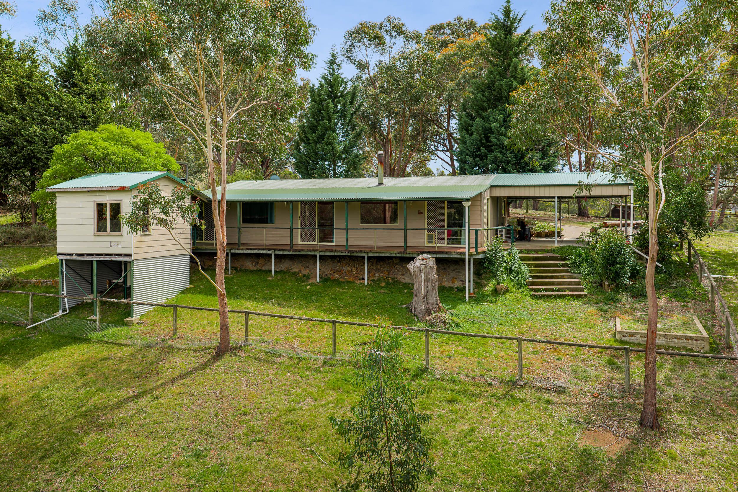 208 Narelle Lane, Greenwich Park, NSW 2580
