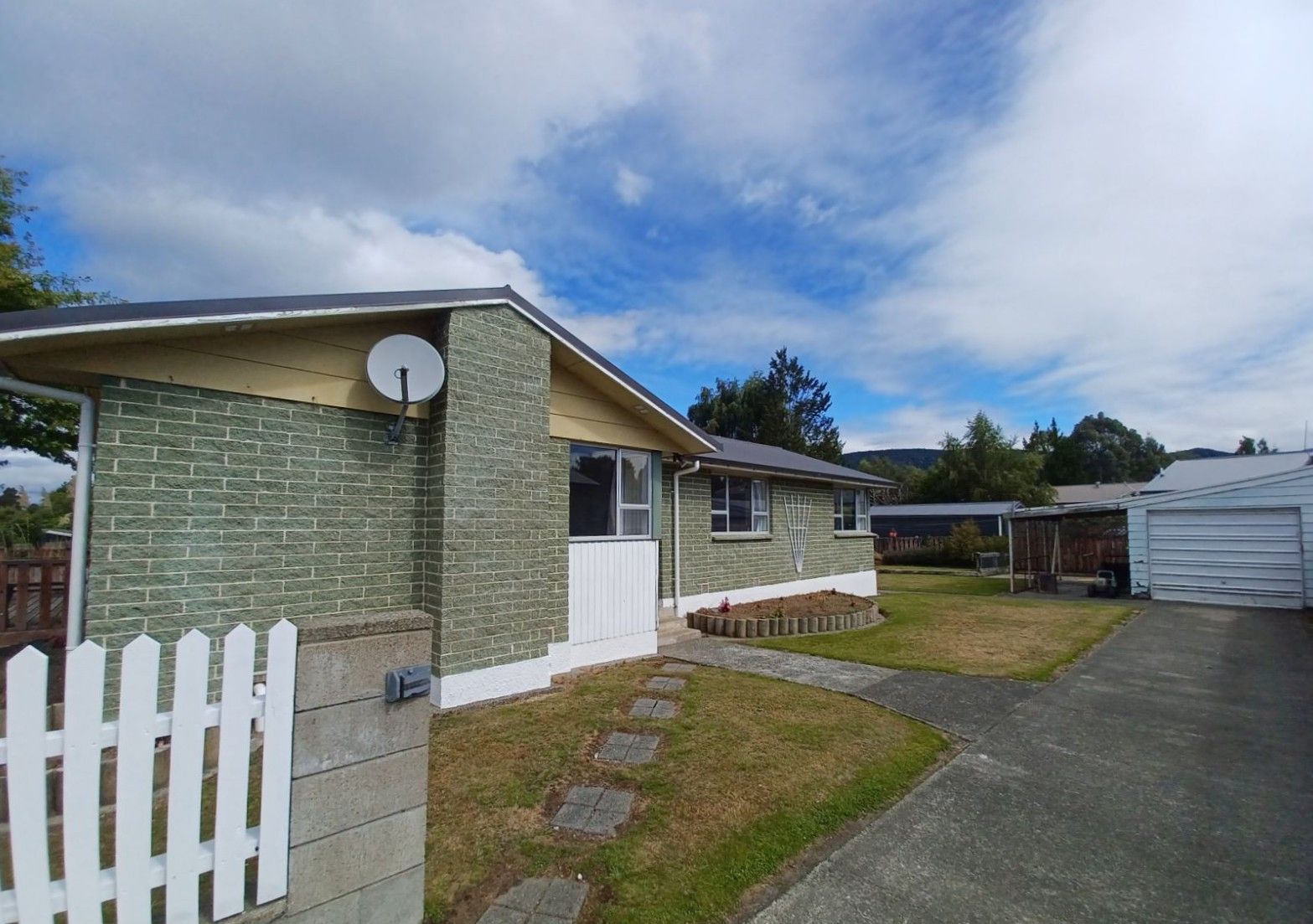 40 Mararoa Drive, Manapouri, Southland District