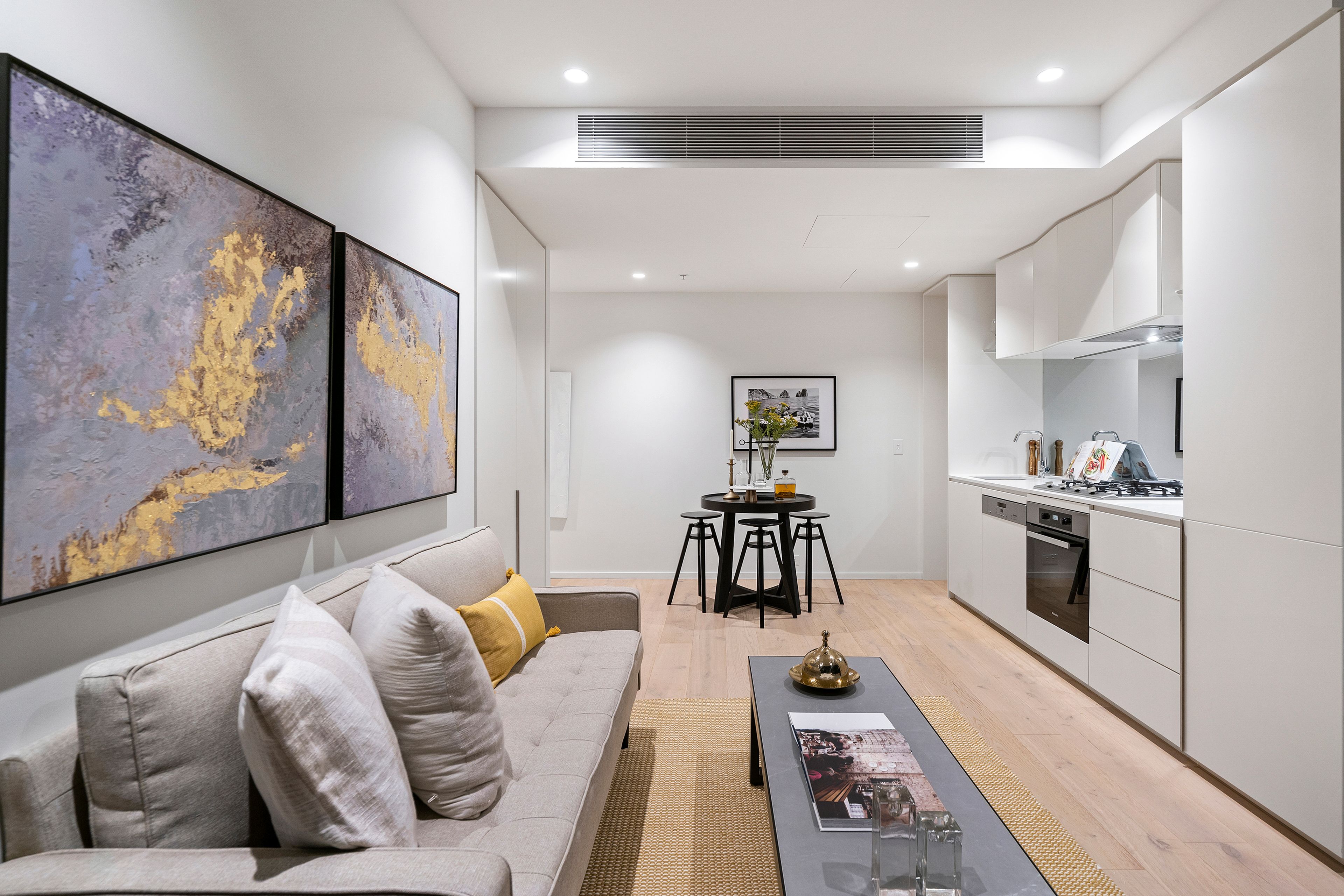 3907/11 Bale Circuit — photo from Ray White Southbank | Melbourne City