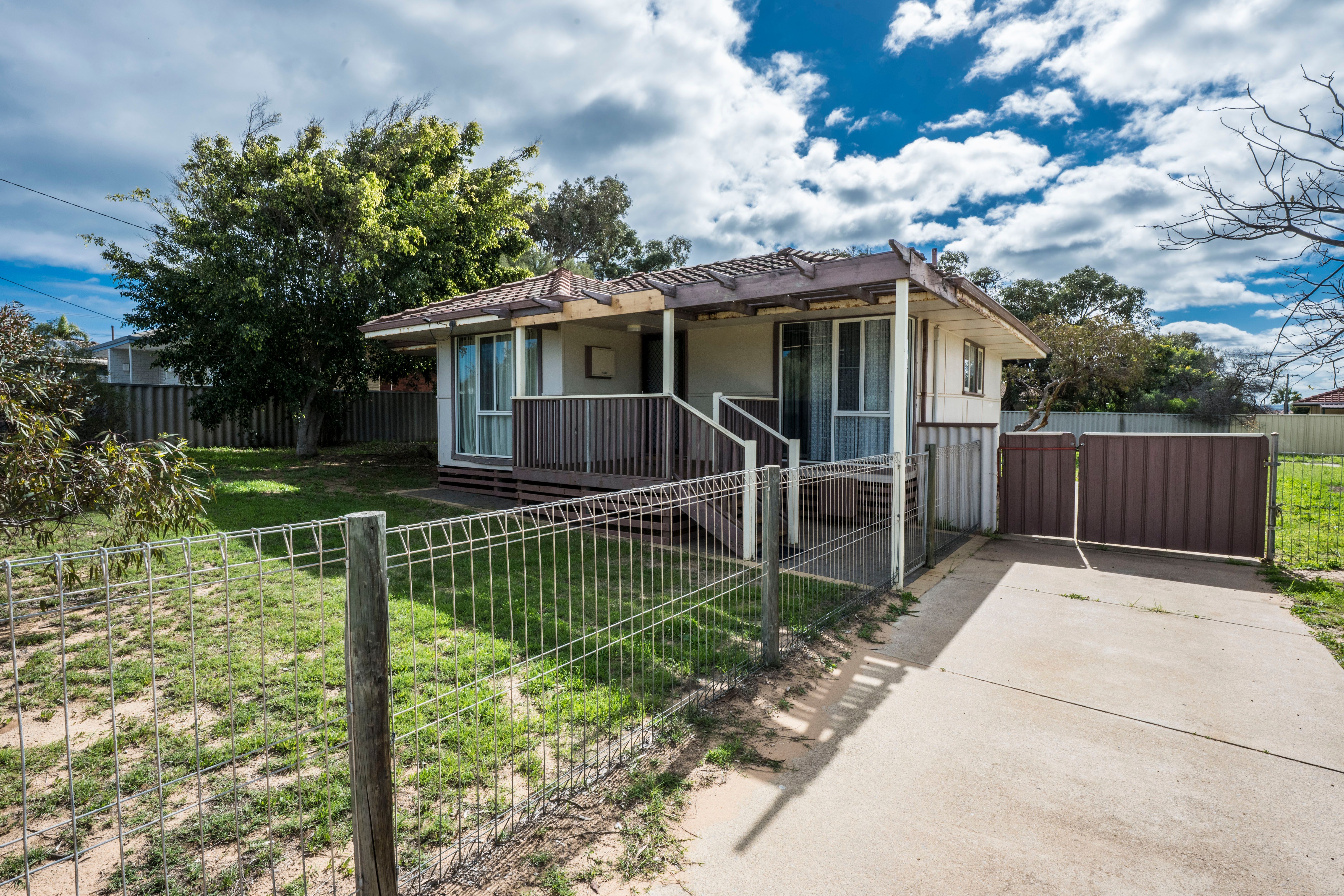 67 Scott Road, Rangeway WA 6530