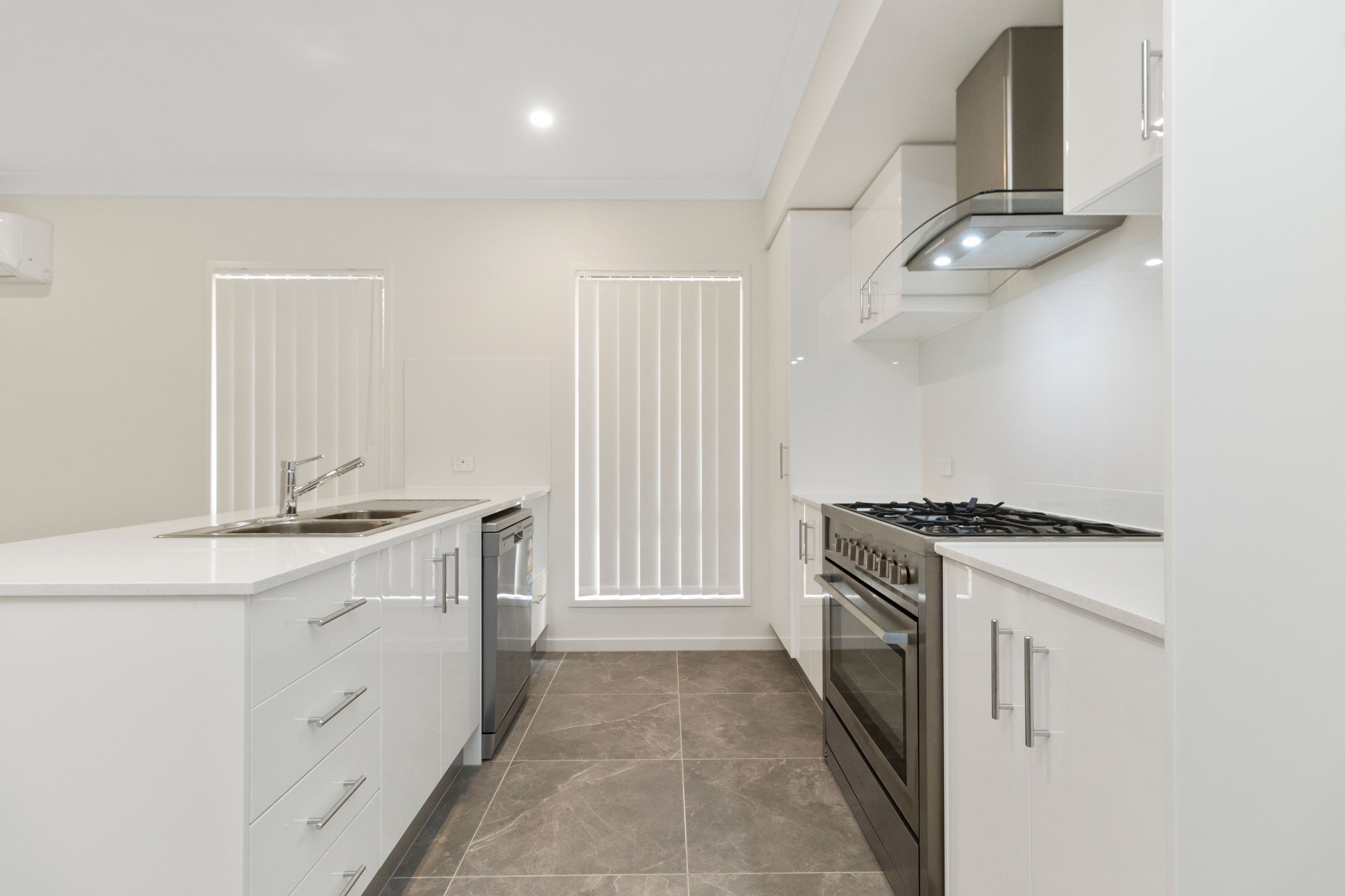 68 Atherton Drive — photo 3 of 14