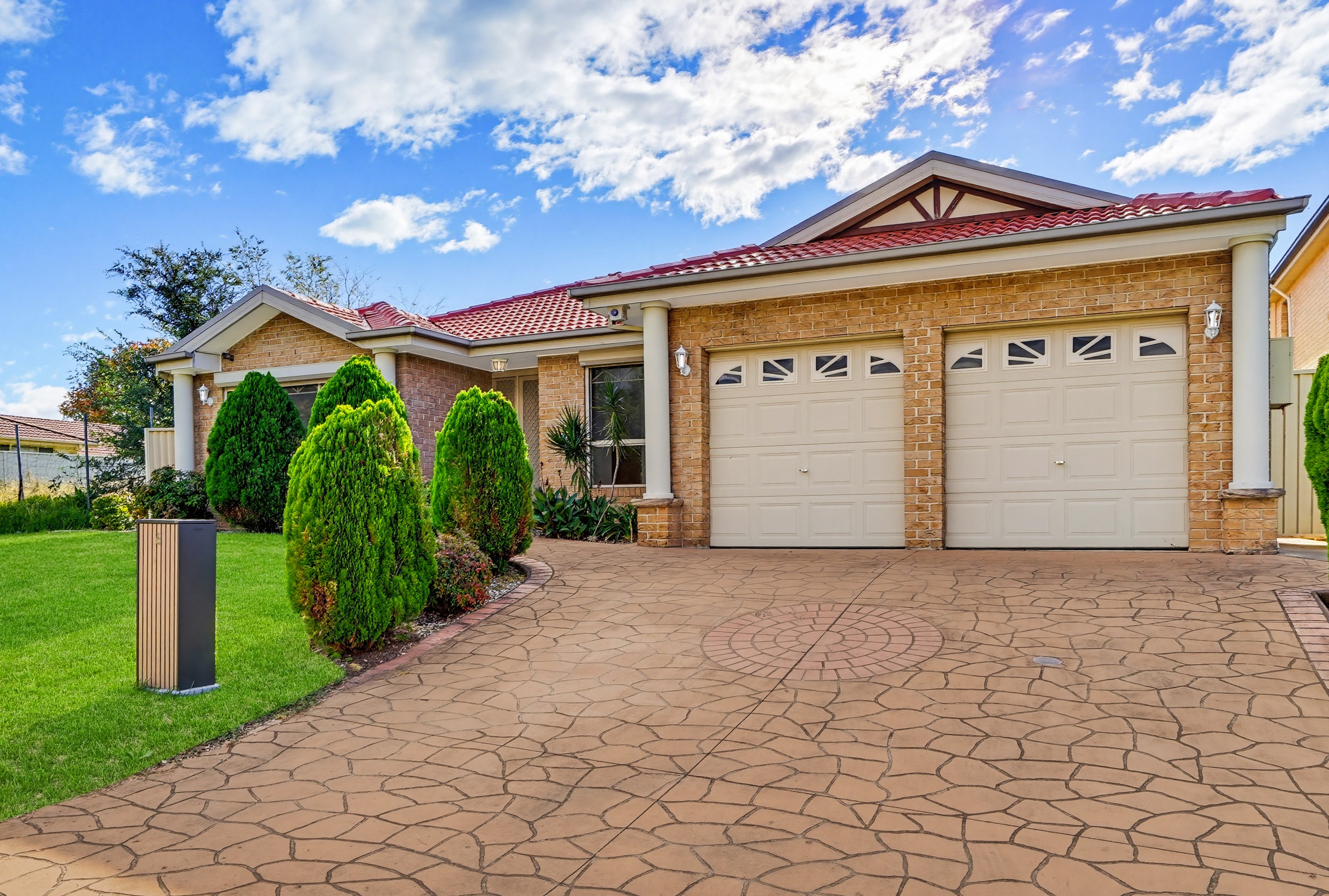 6 Ormiston Avenue, West Hoxton, NSW 2171