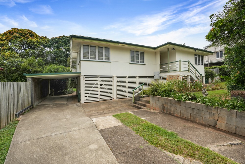 4 Carron Street, West Gladstone, QLD 4680