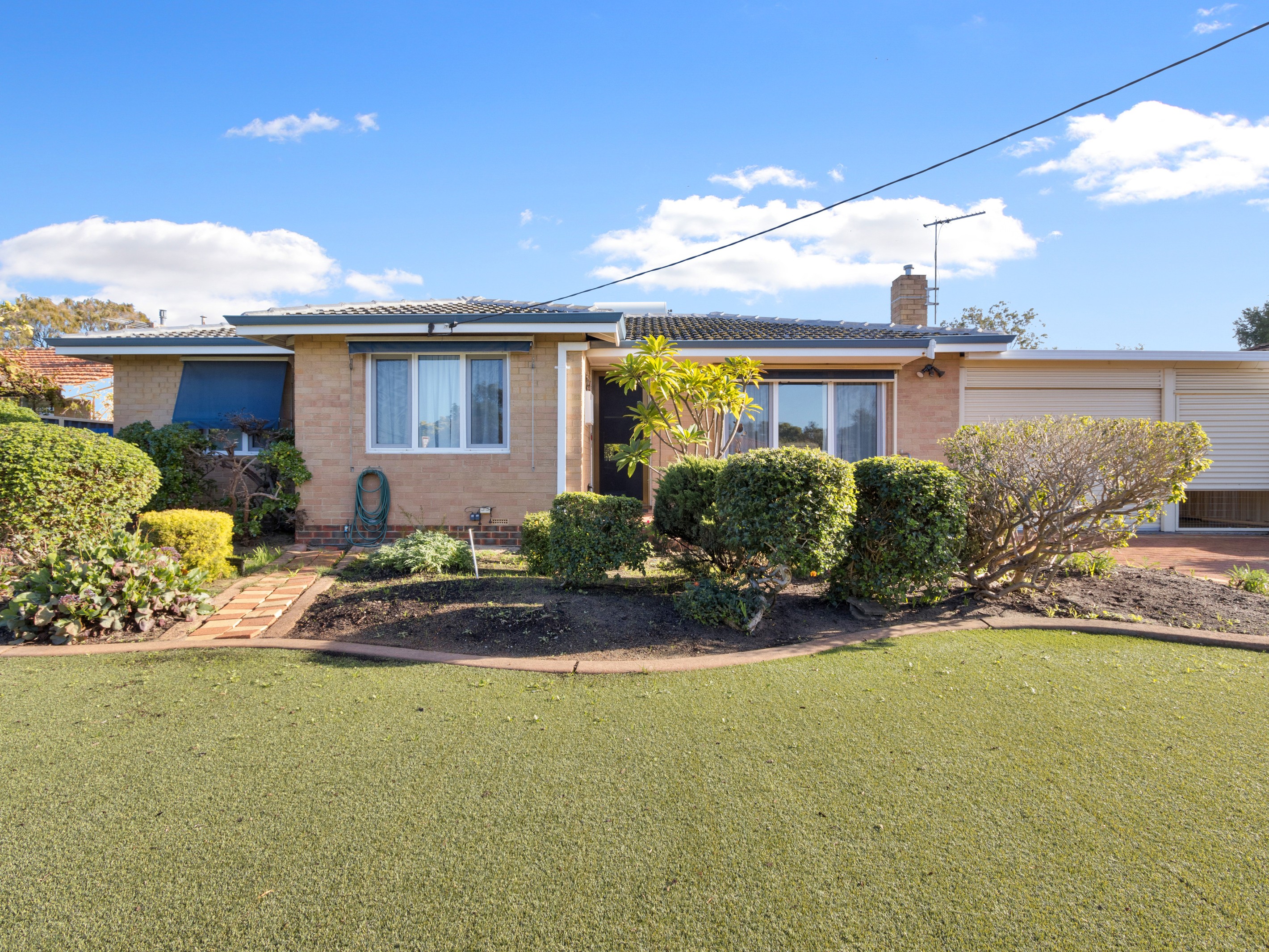 98 Dulwich Street, Beckenham, WA 6107