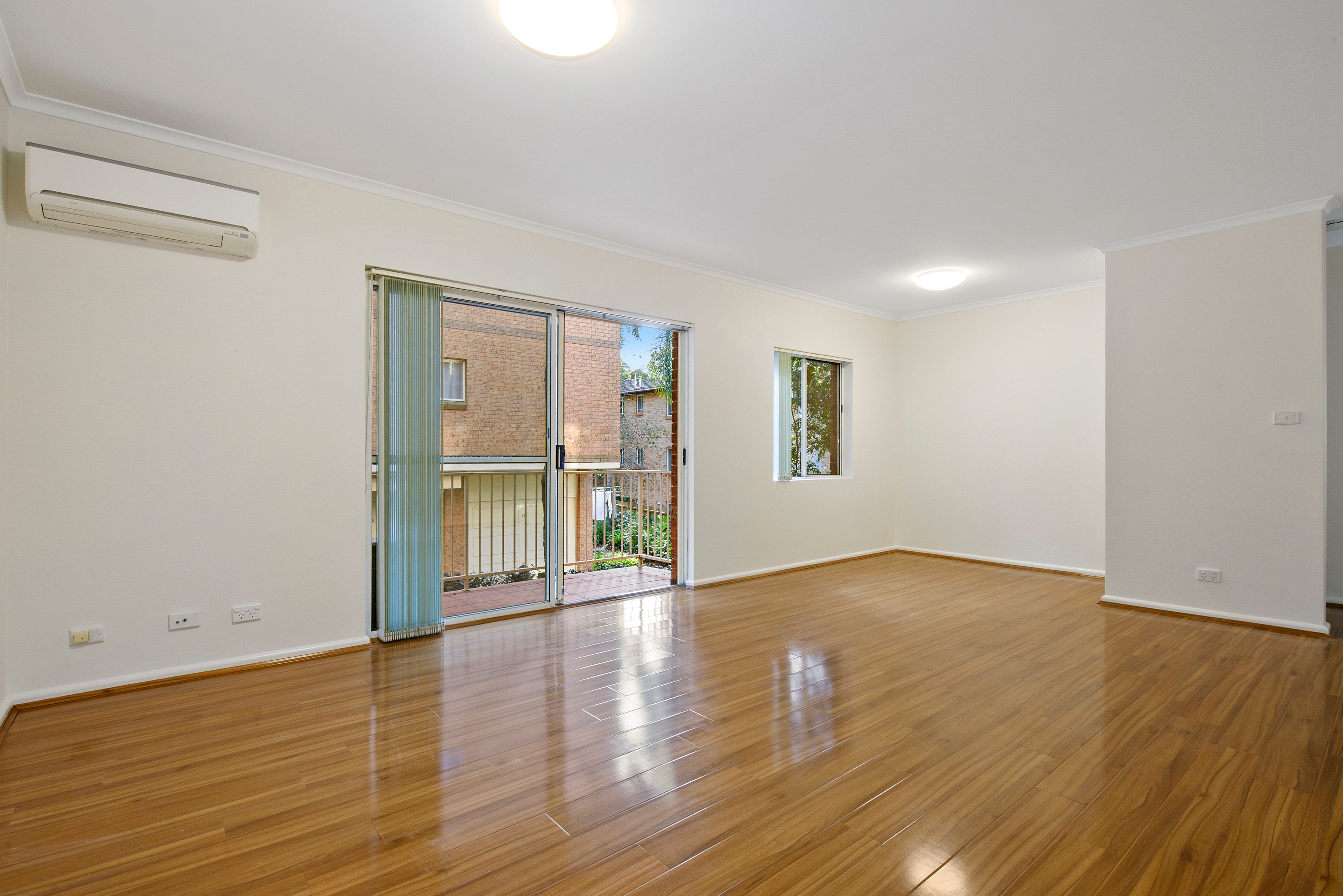 2/64 Albert Street, Hornsby, NSW 2077