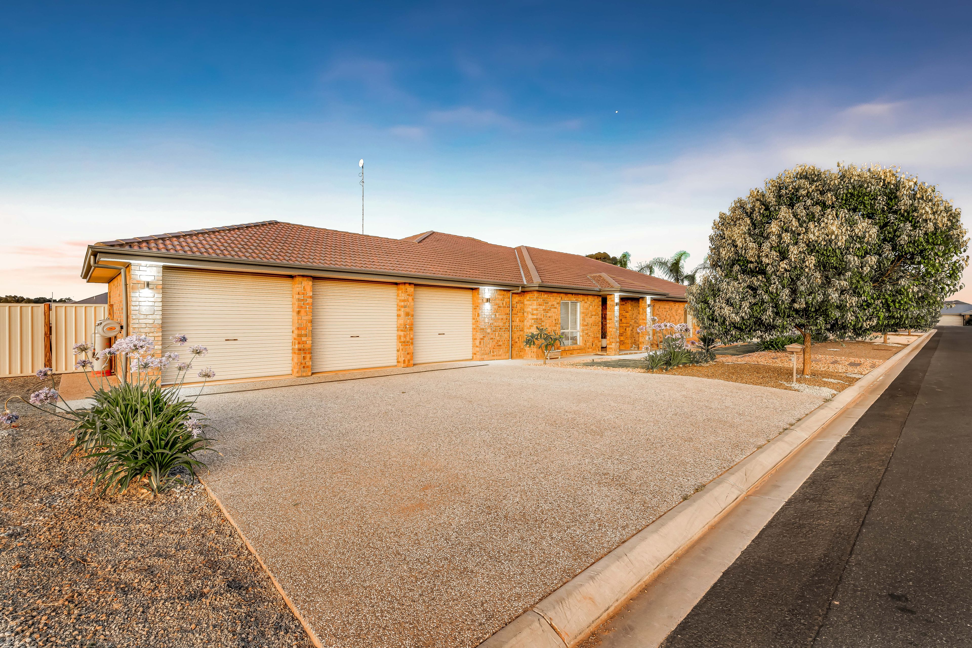 1 Teakle Court, Angle Vale, SA 5117
