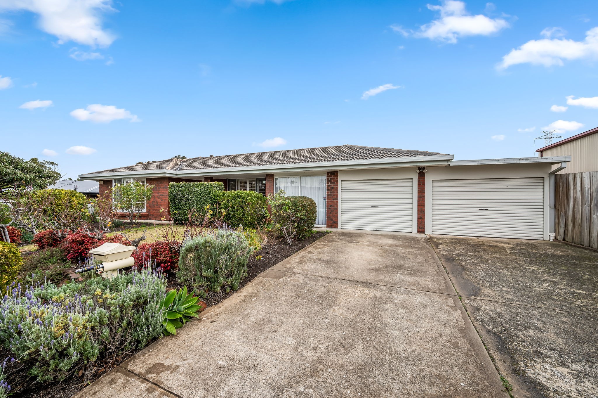 4 Glenhuntly Drive, Flagstaff Hill, SA 5159