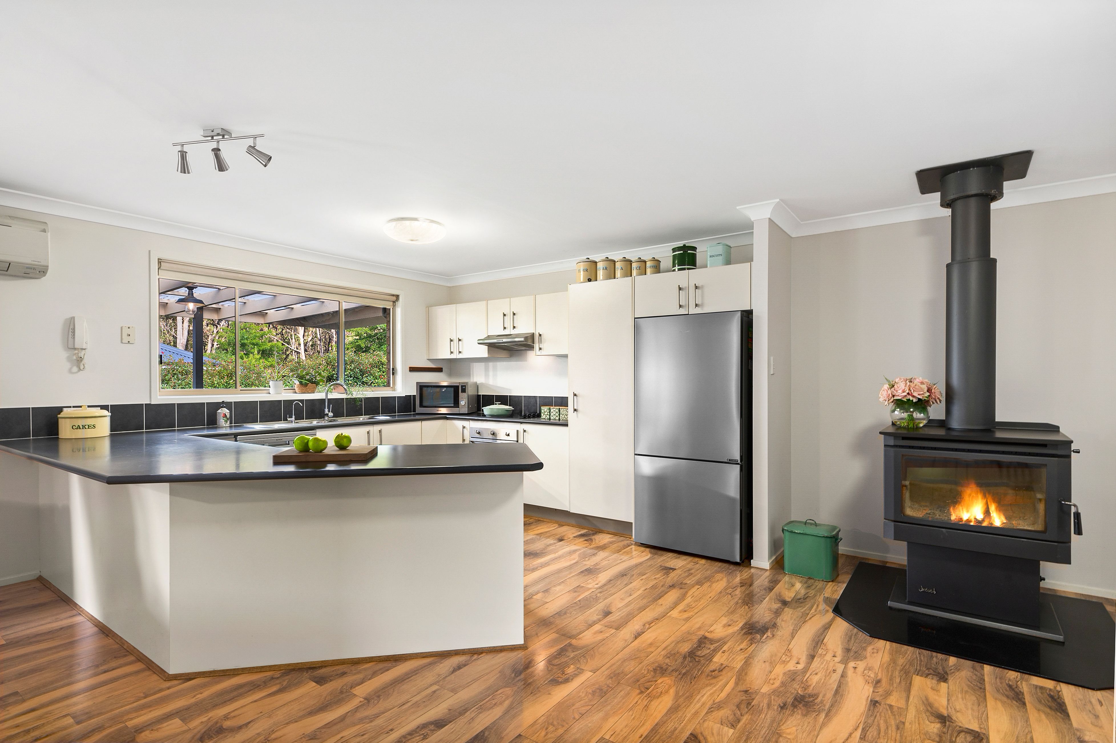 81 Camden Street — photo 7 of 17
