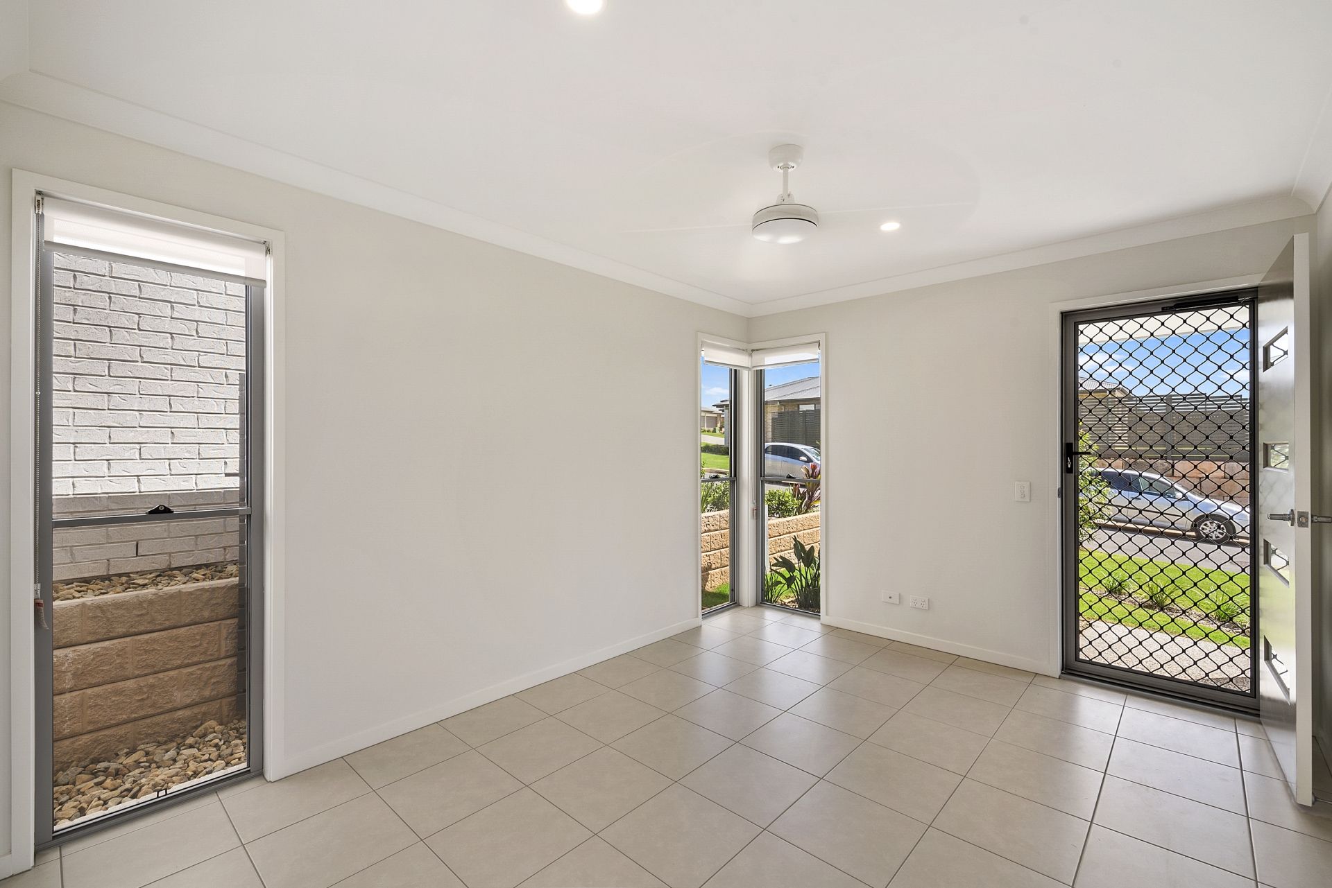 48 Gardenia Circuit — photo 3 of 8