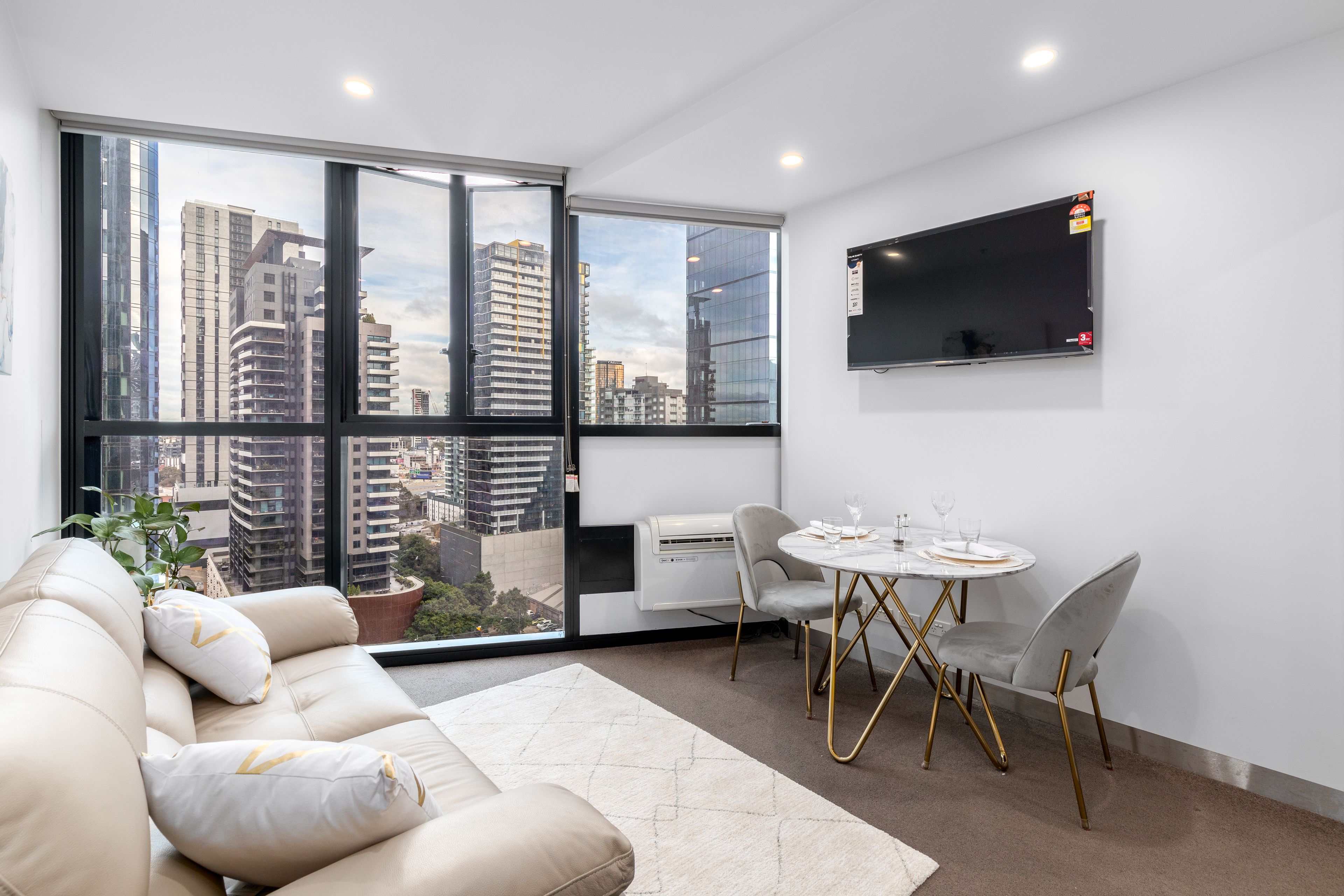 1704/33 Clarke Street, SOUTHBANK, Southbank, VIC 3006