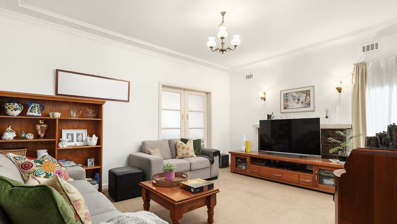 10 Douglas Street, Ashwood, VIC 3147