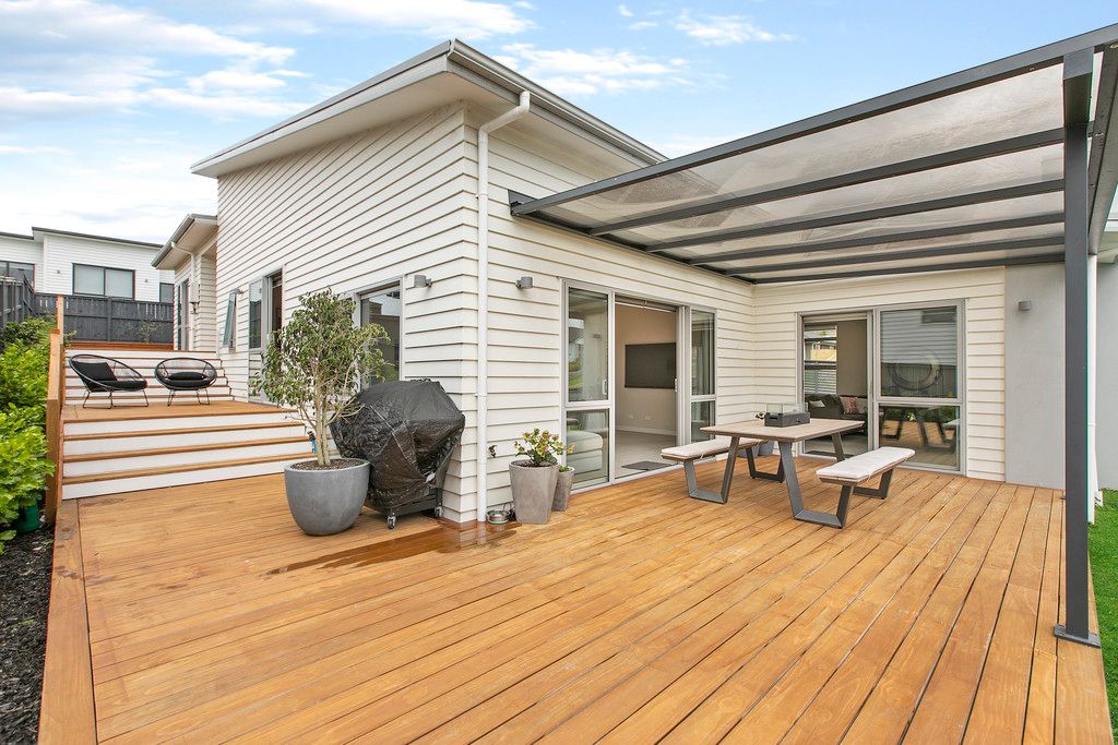 27 Karo Road, Beachlands, Manukau City