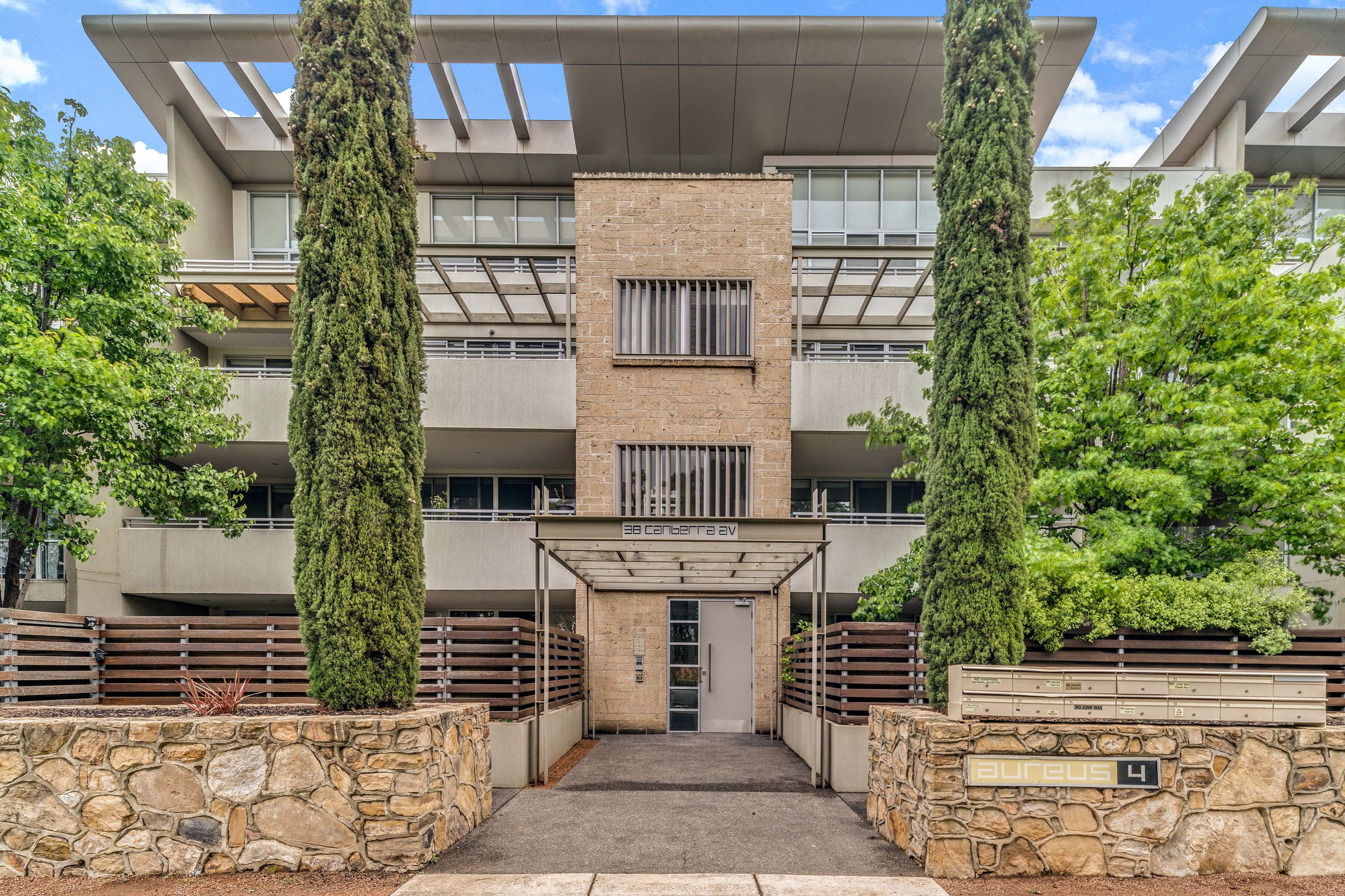 35/38 Canberra Avenue, Forrest, ACT 2603