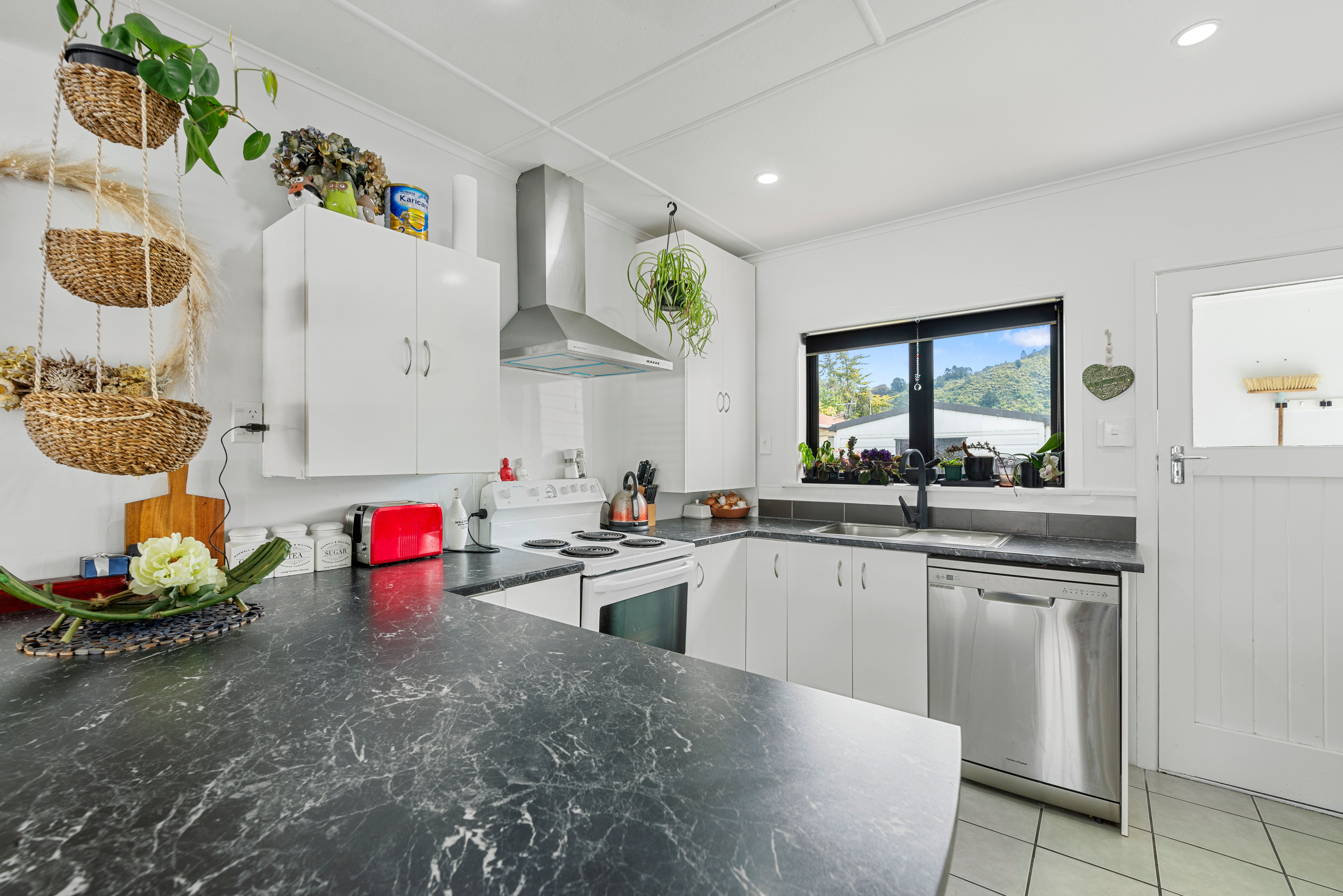 20b Logan Street, Fairy Springs, Rotorua District