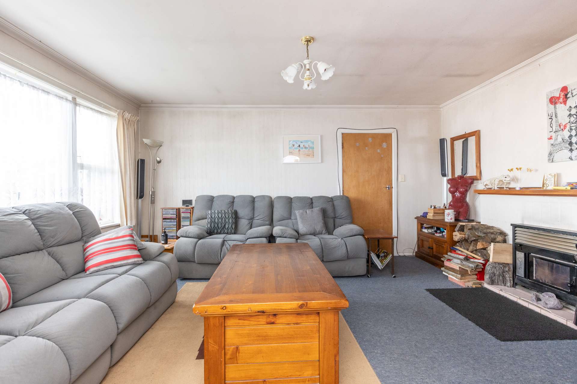 27 Wyatt Avenue photo 6