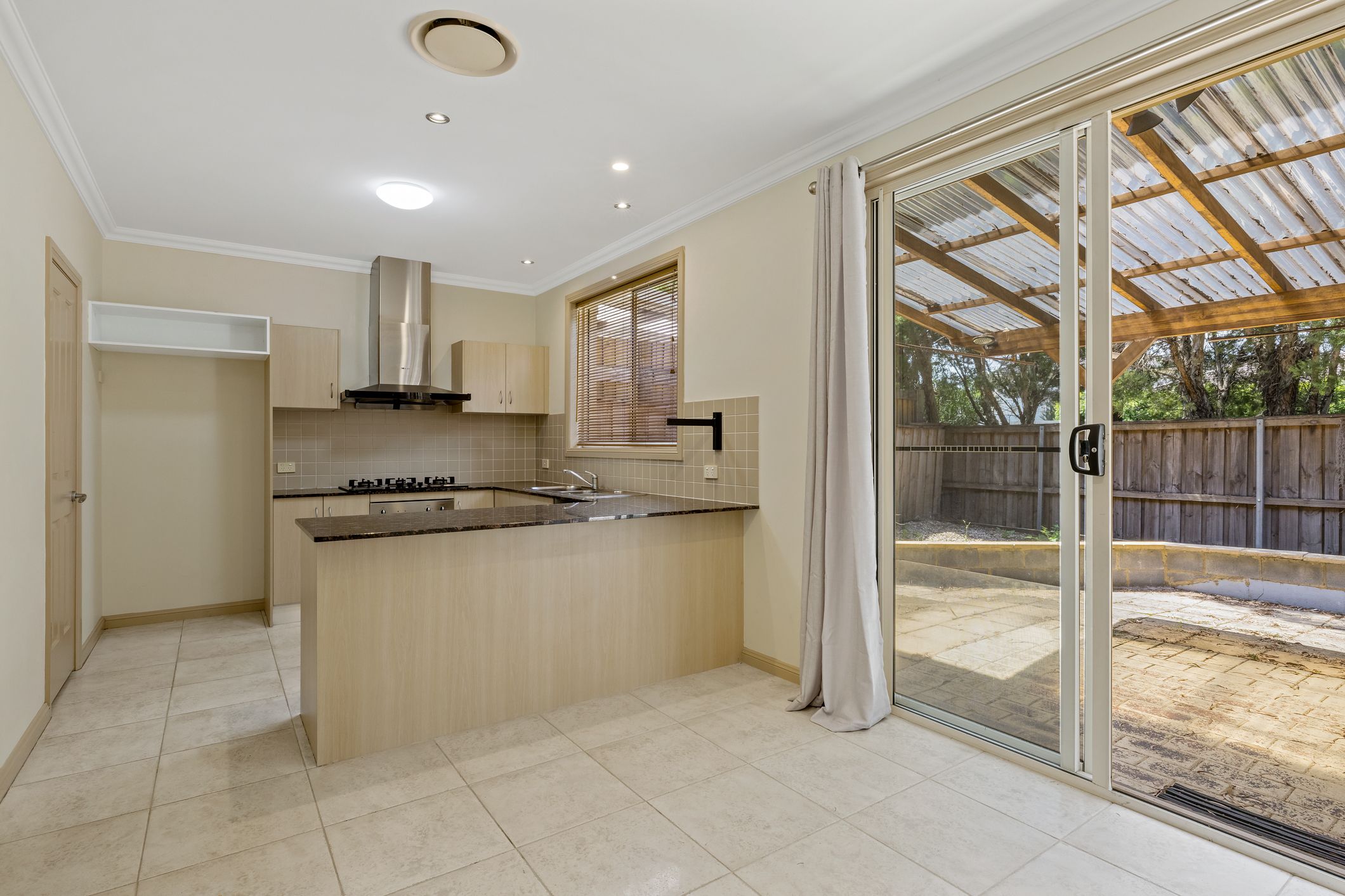 8/11 Harrington Avenue, Castle Hill, NSW 2154