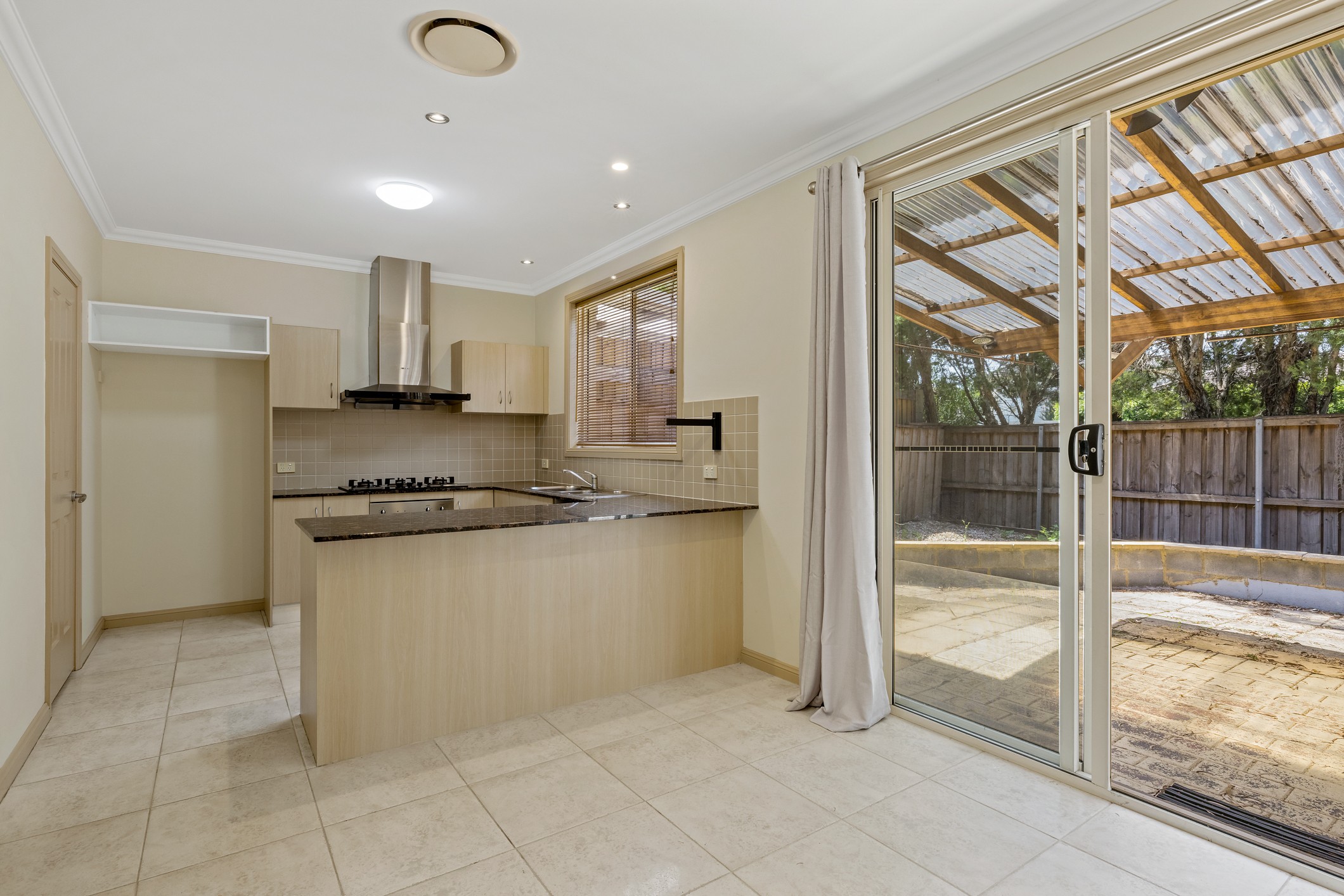 8/11 Harrington Avenue, Castle Hill, NSW 2154
