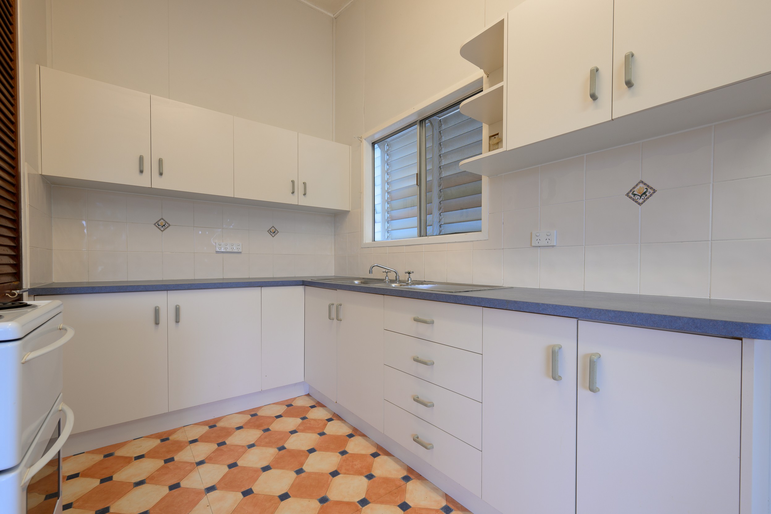 9 Douglas Avenue, Sun Valley, QLD 4680