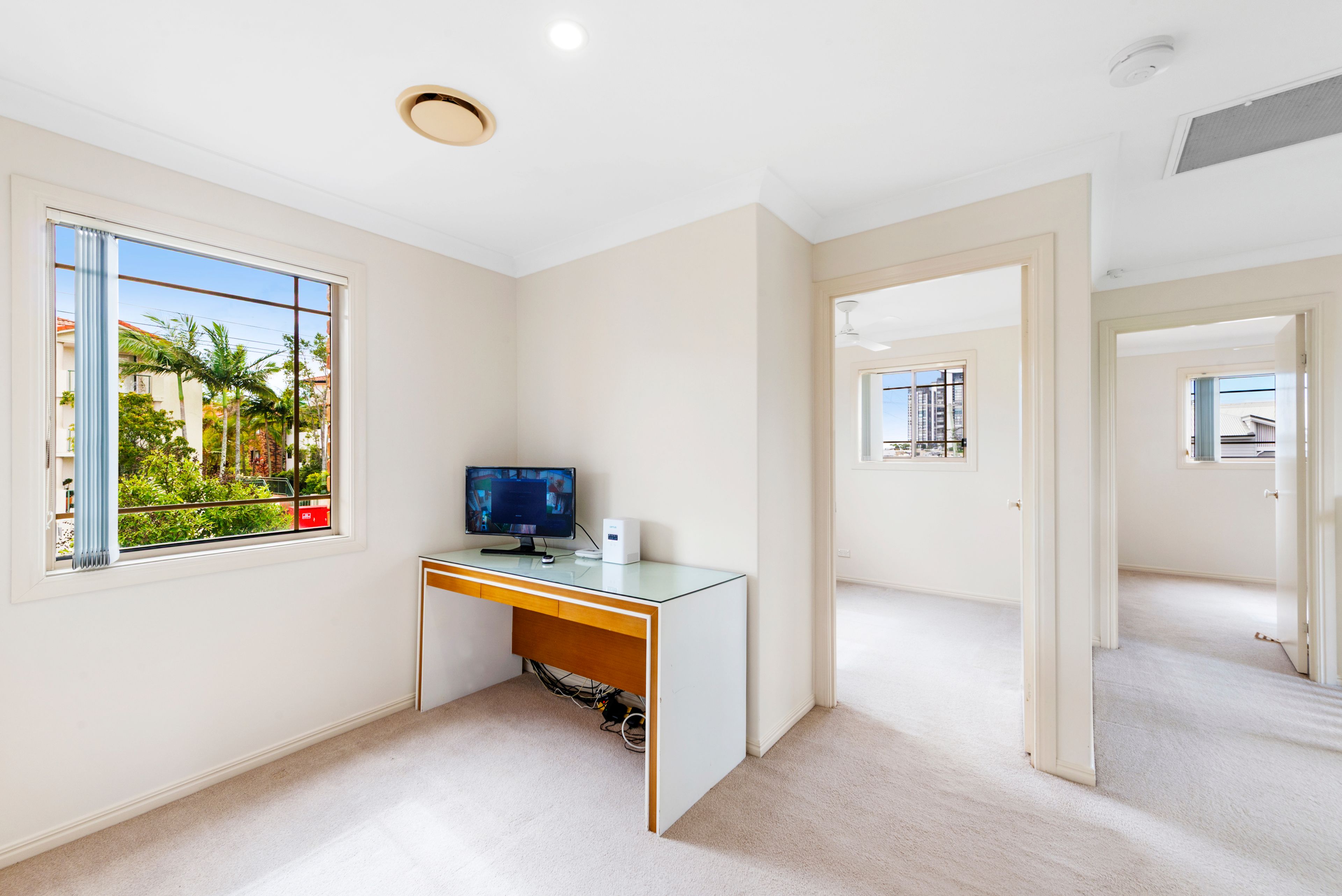 1/1 Kate Street — photo 17 of 30