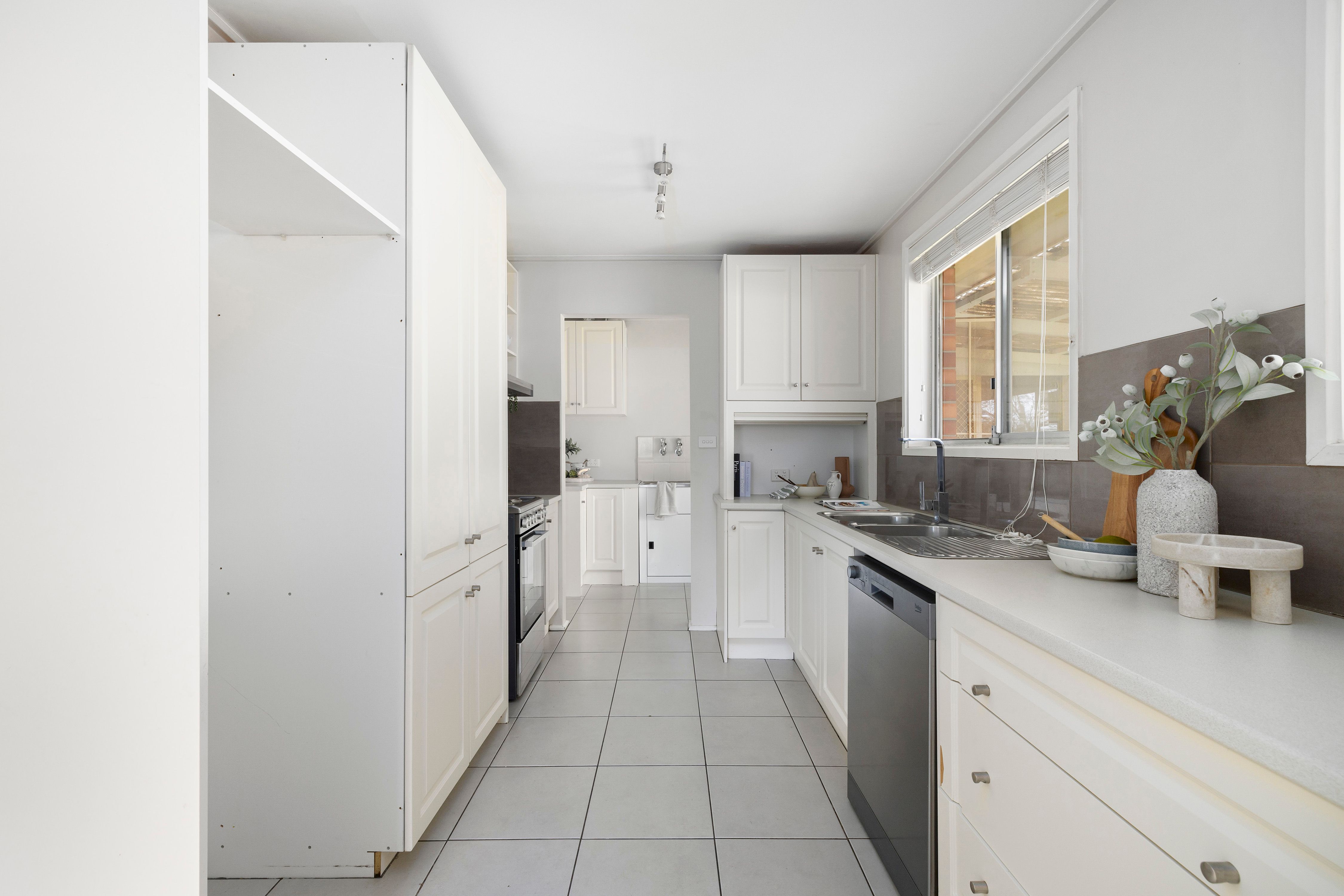 256 Skye Road — photo 7 of 18