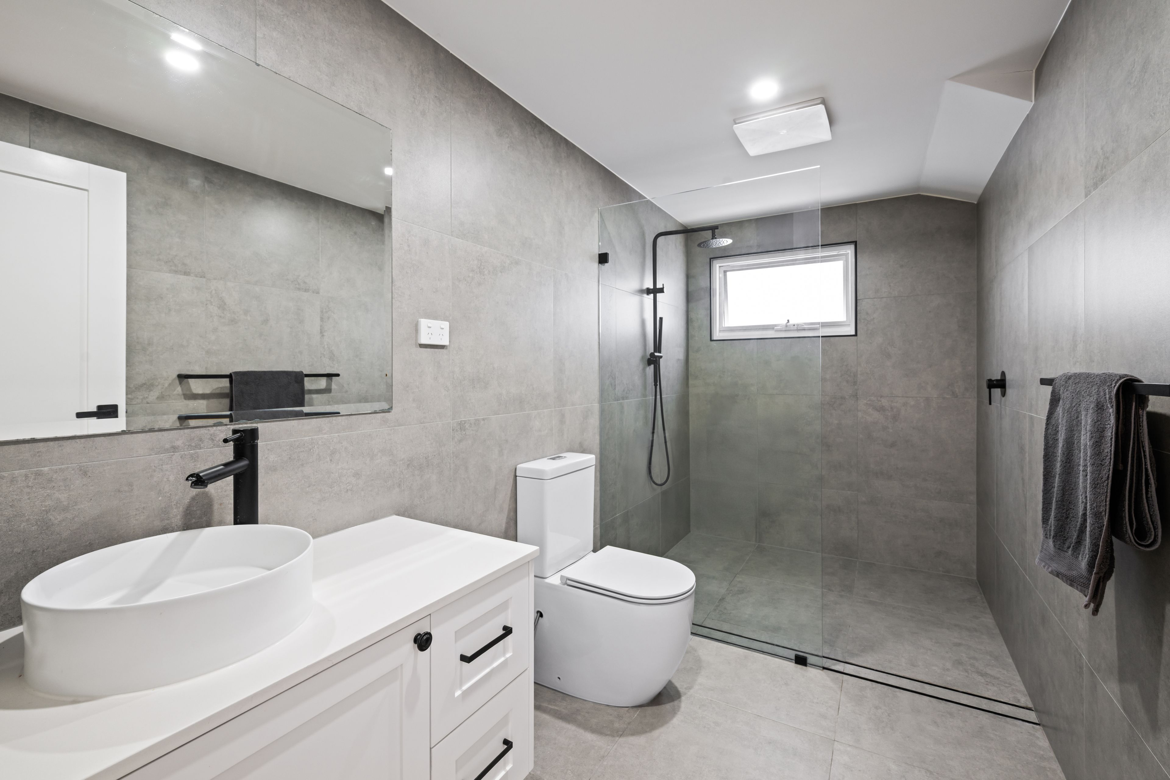 3 Kardinia Road — photo 14 of 17