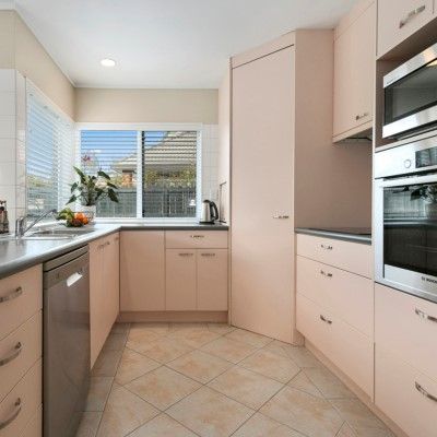 5 Ben Nevis, Meadowlands, Auckland