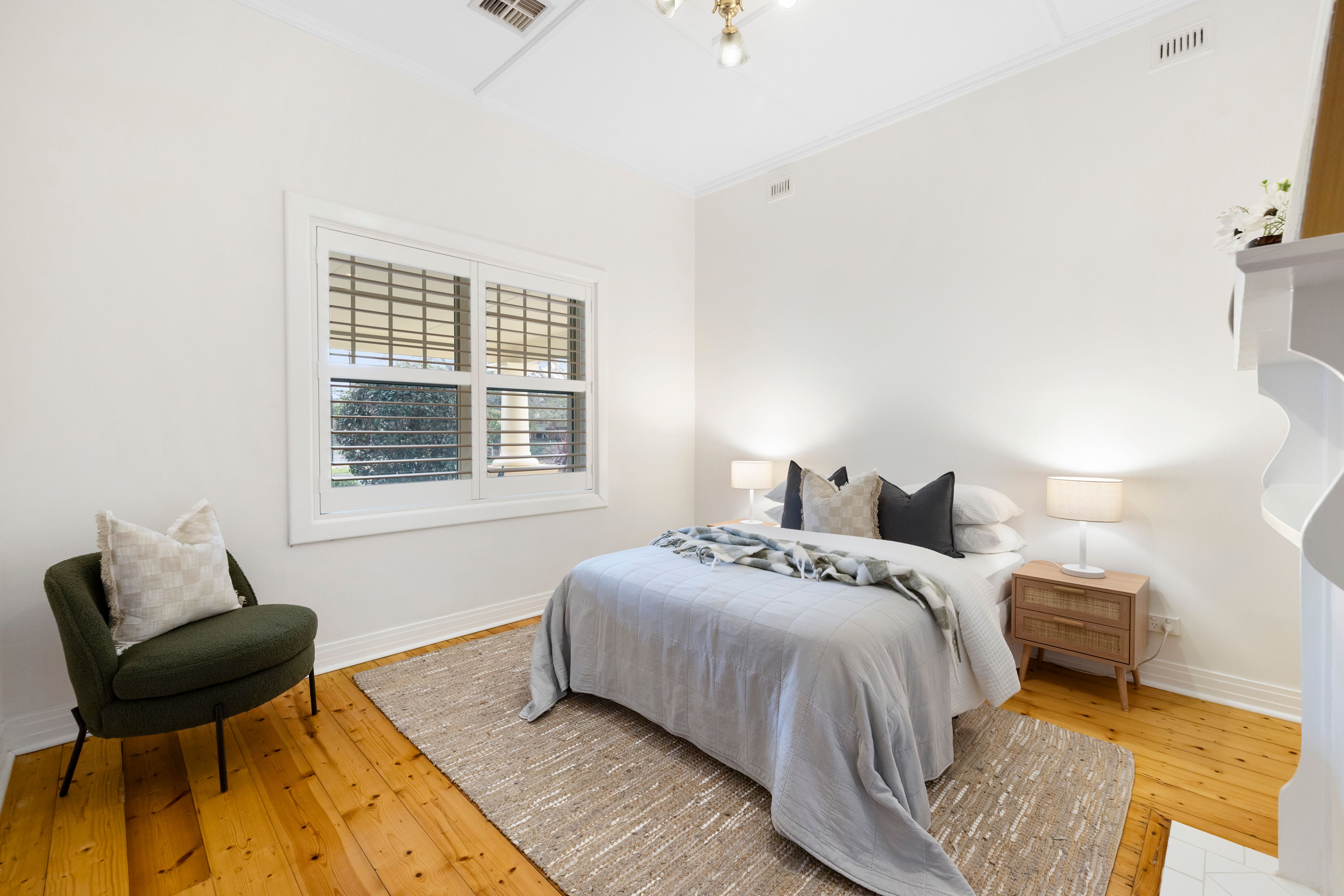 25 Struan Avenue — photo 8 of 22