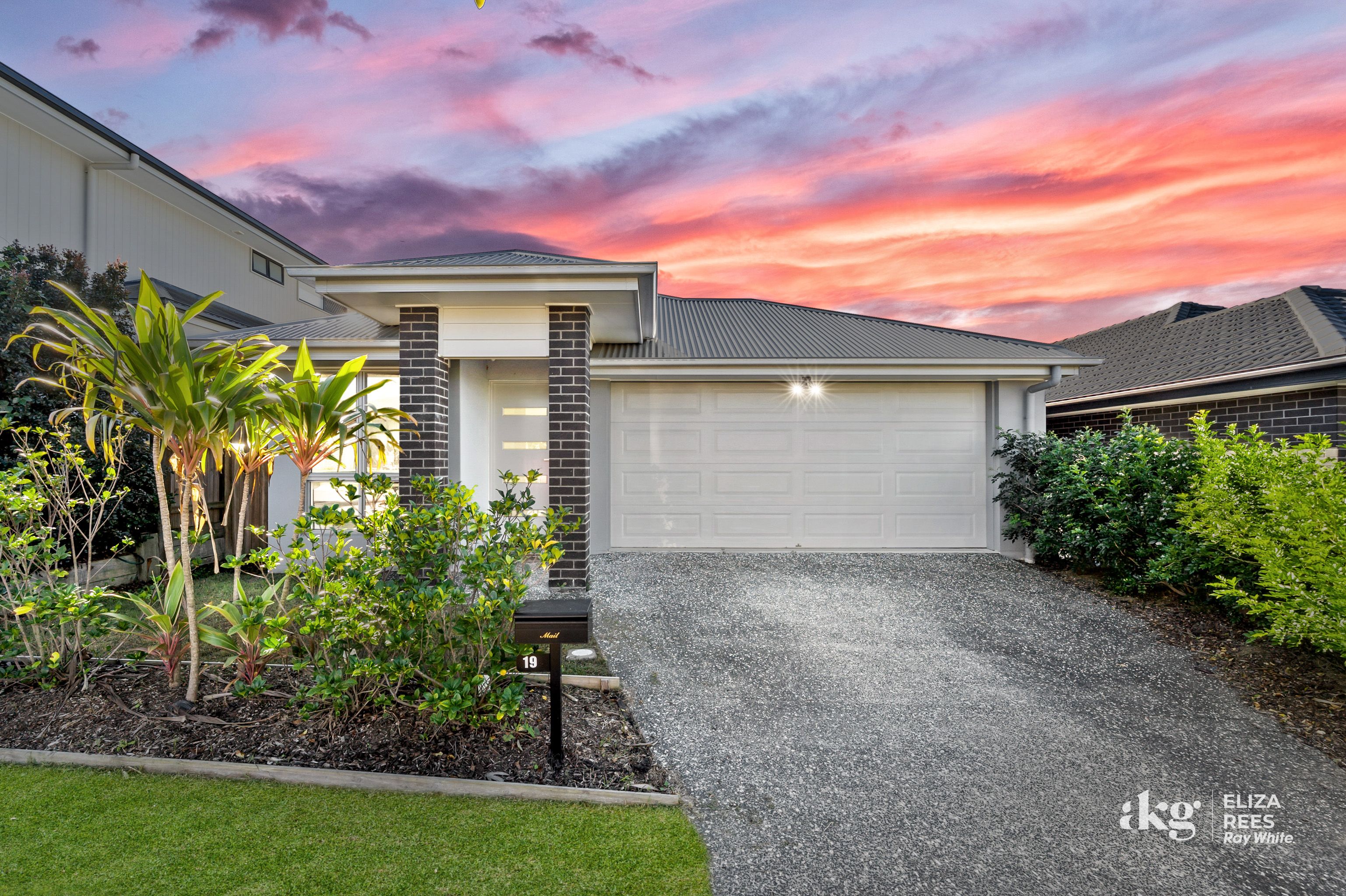 19 Myrtle Road, Greenbank, QLD 4124