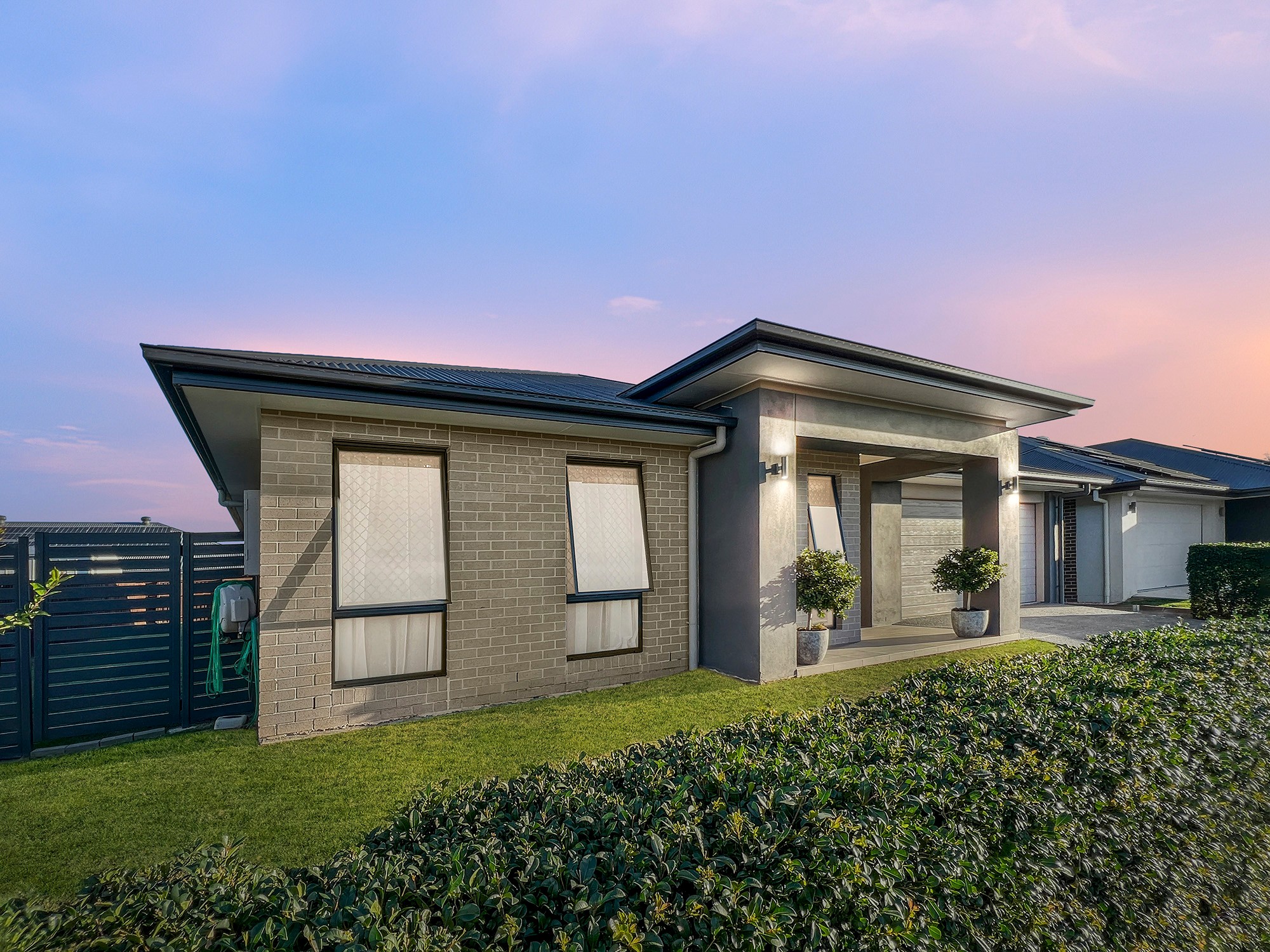4 Britten Street, Walloon, QLD 4306