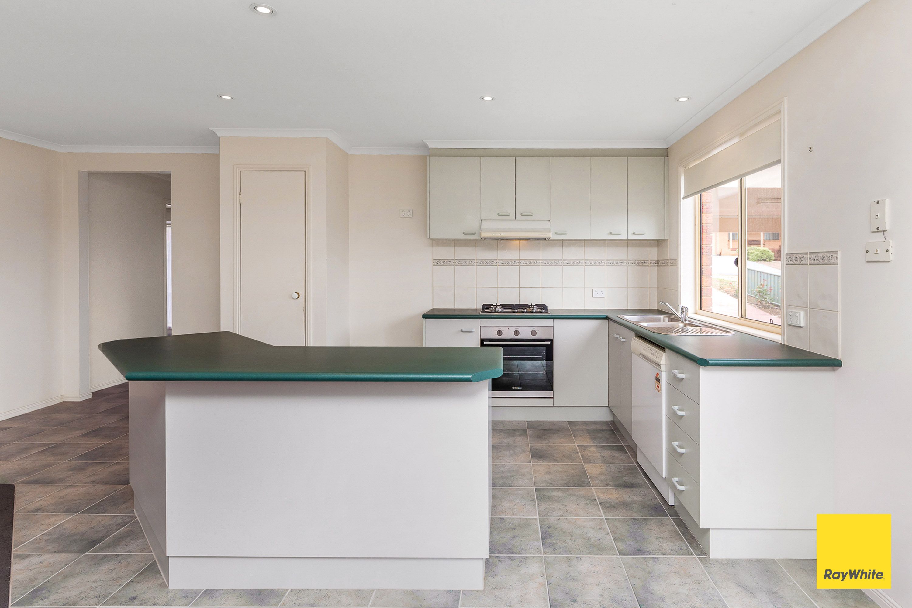 53 Mistletoe Street, Golden Square, VIC 3555