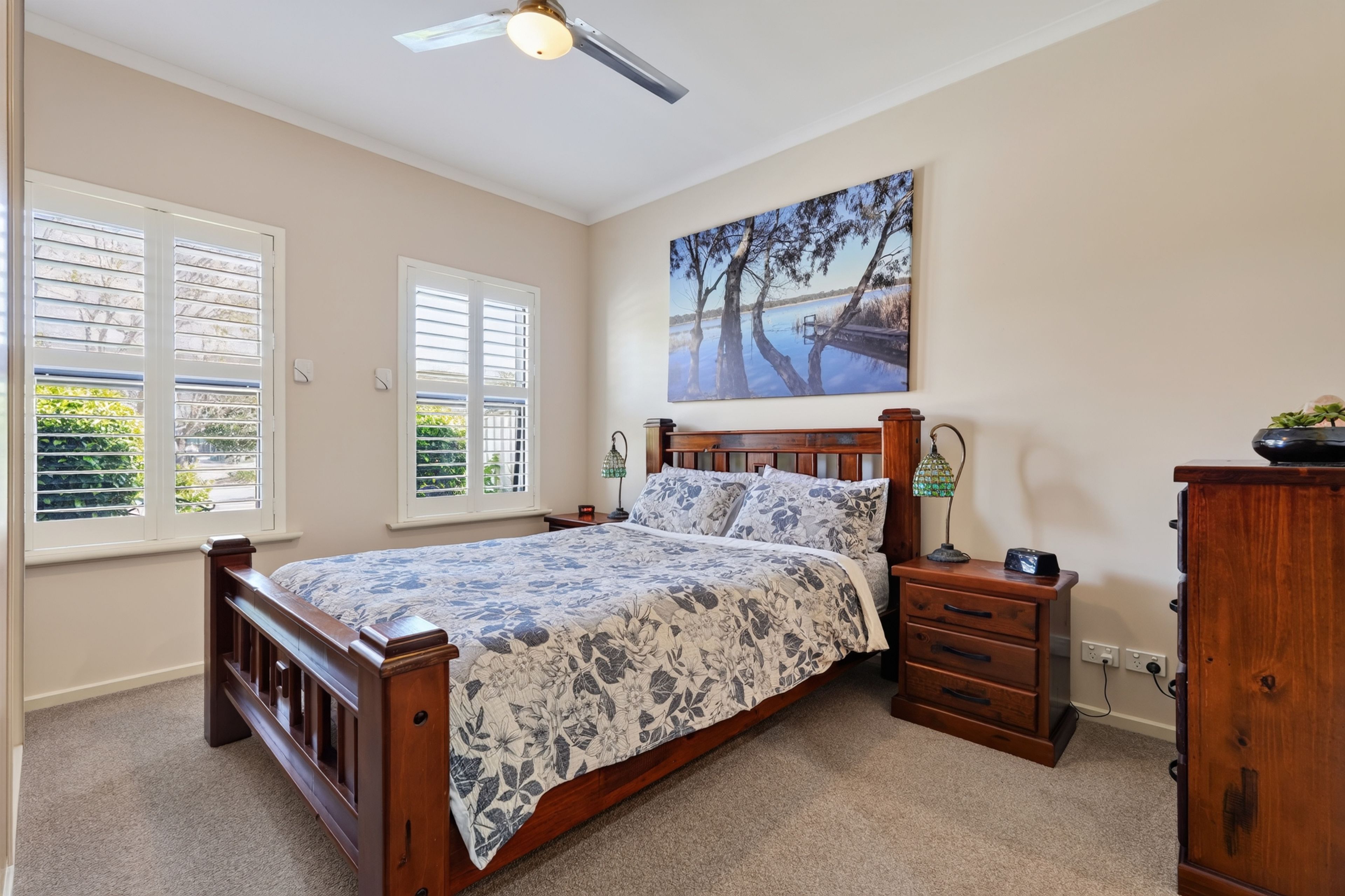 6 Sheean Street — photo 11 of 30