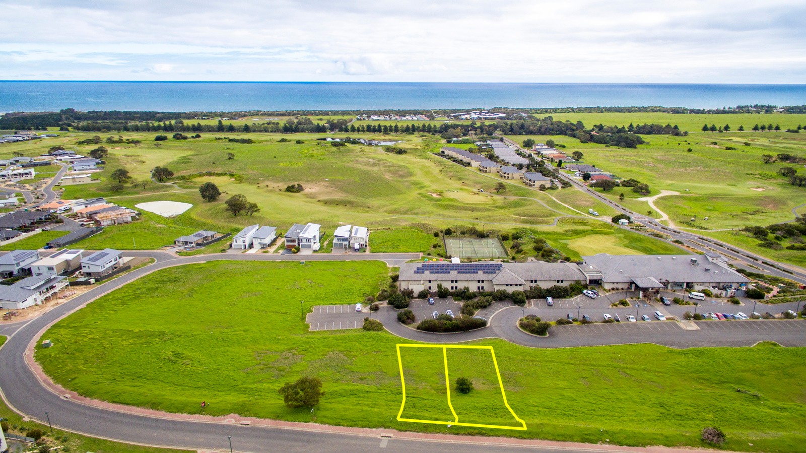 13 and 13a Turnberry Drive, Normanville, SA 5204