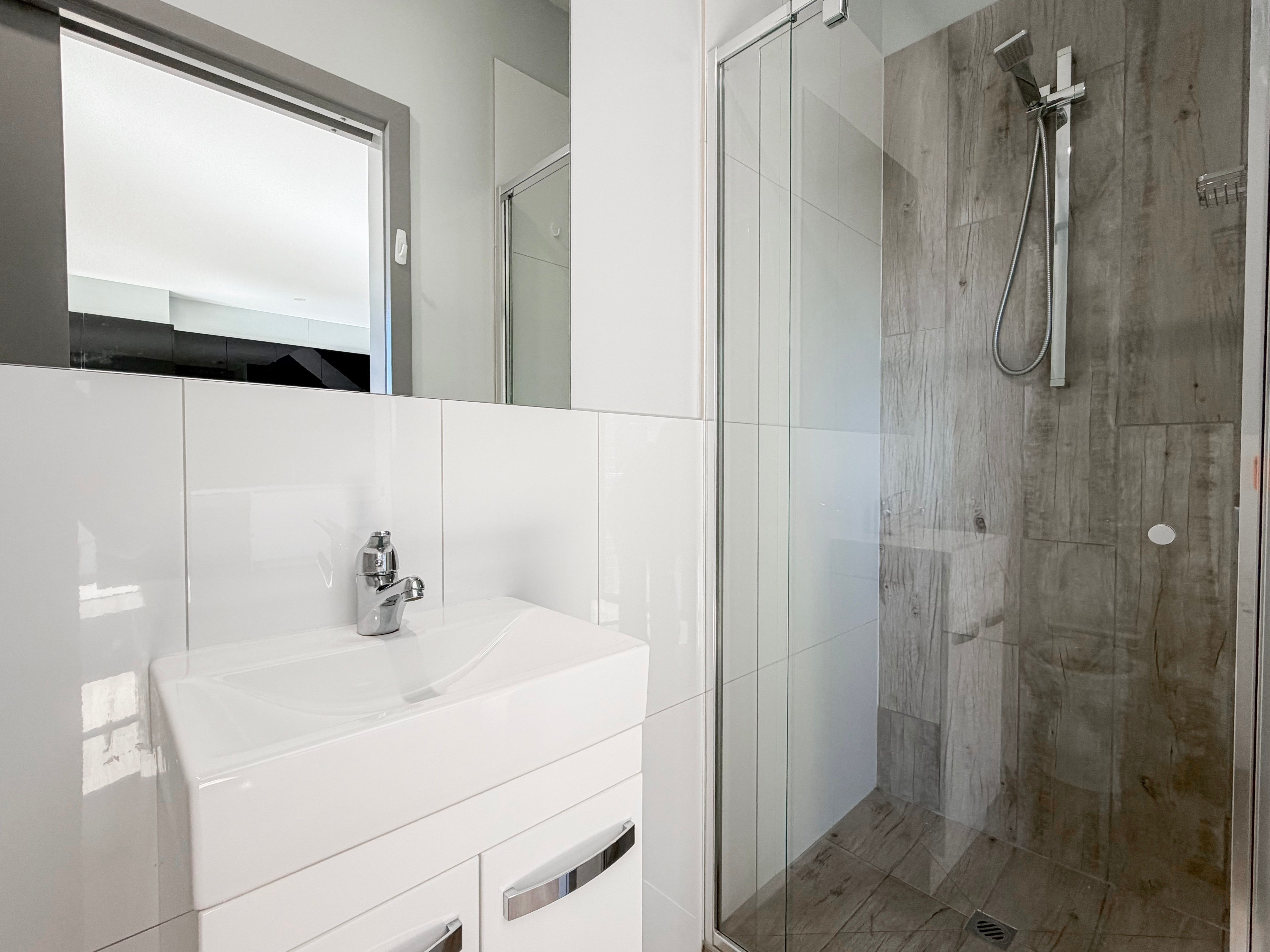 2/49 Shand Road — photo 12 of 14