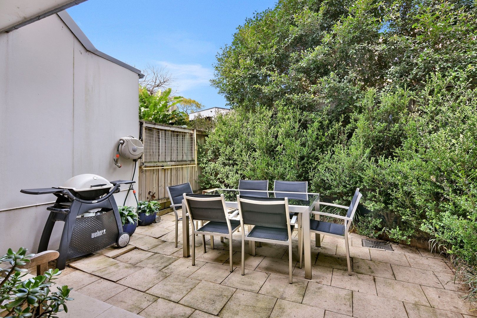 15/15-23a Knight Street — photo 6 of 6