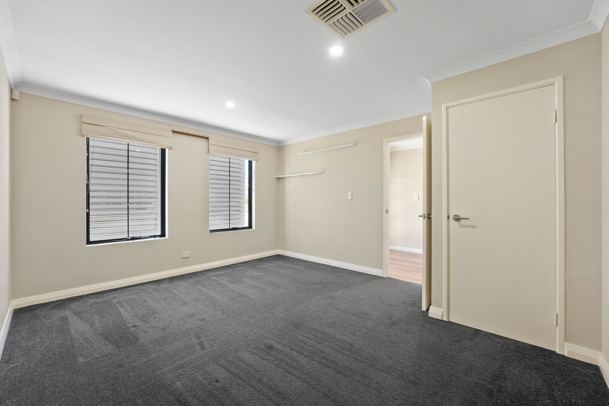 36 Baycliff Turn, Waikiki, WA 6169