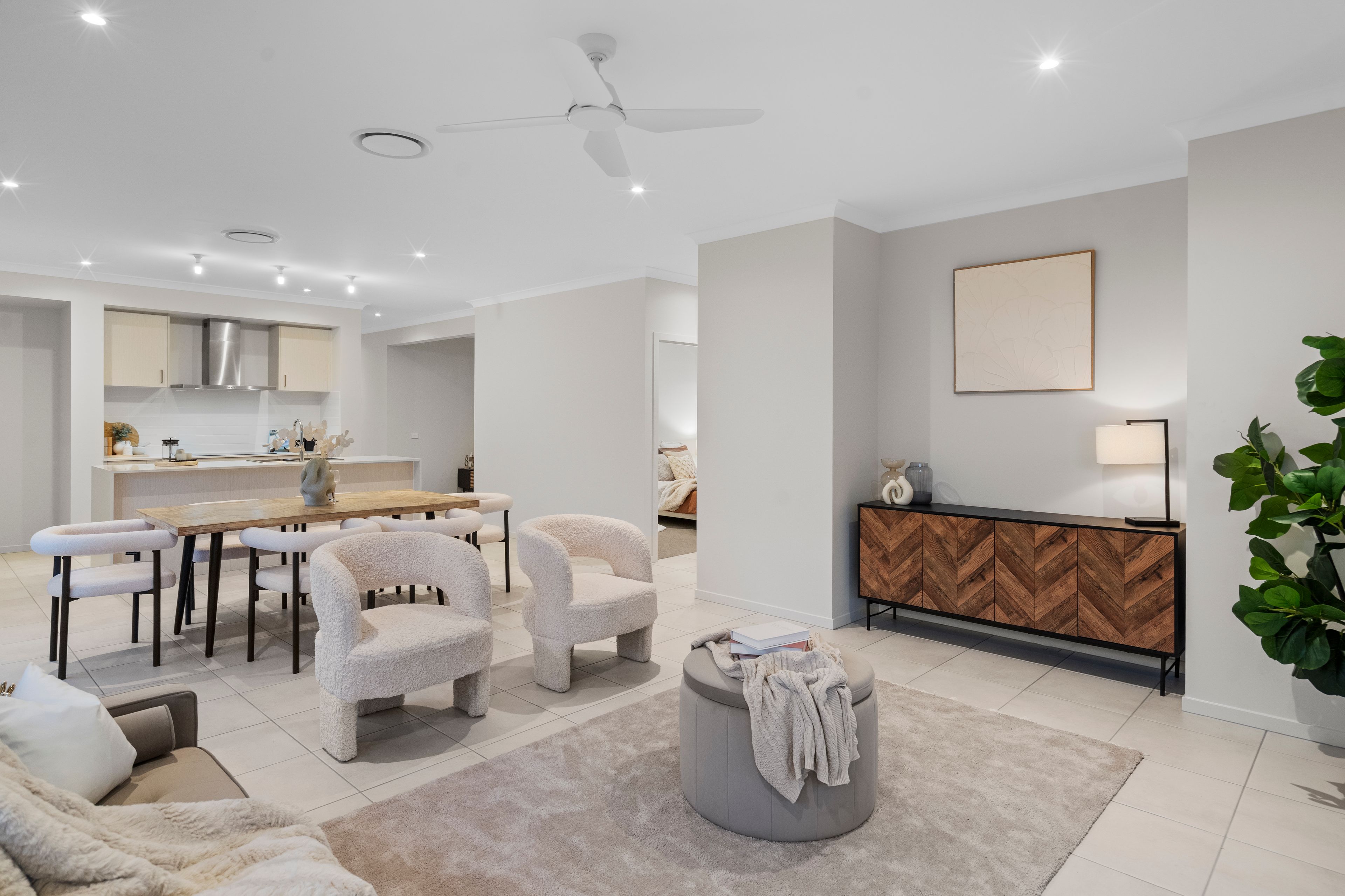 50 Carnarvon Drive — photo 3 of 23