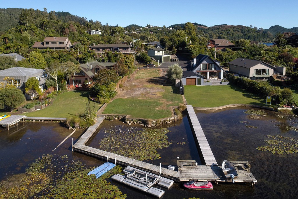 71 Acacia Road, Lake Okareka, Rotorua District
