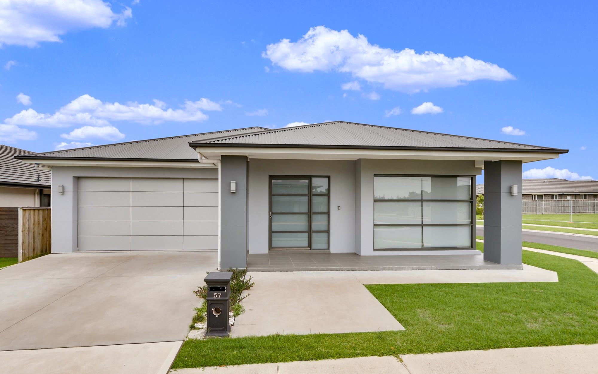 57 Cloverhill Crescent, GLEDSWOOD HILLS, NSW 2557
