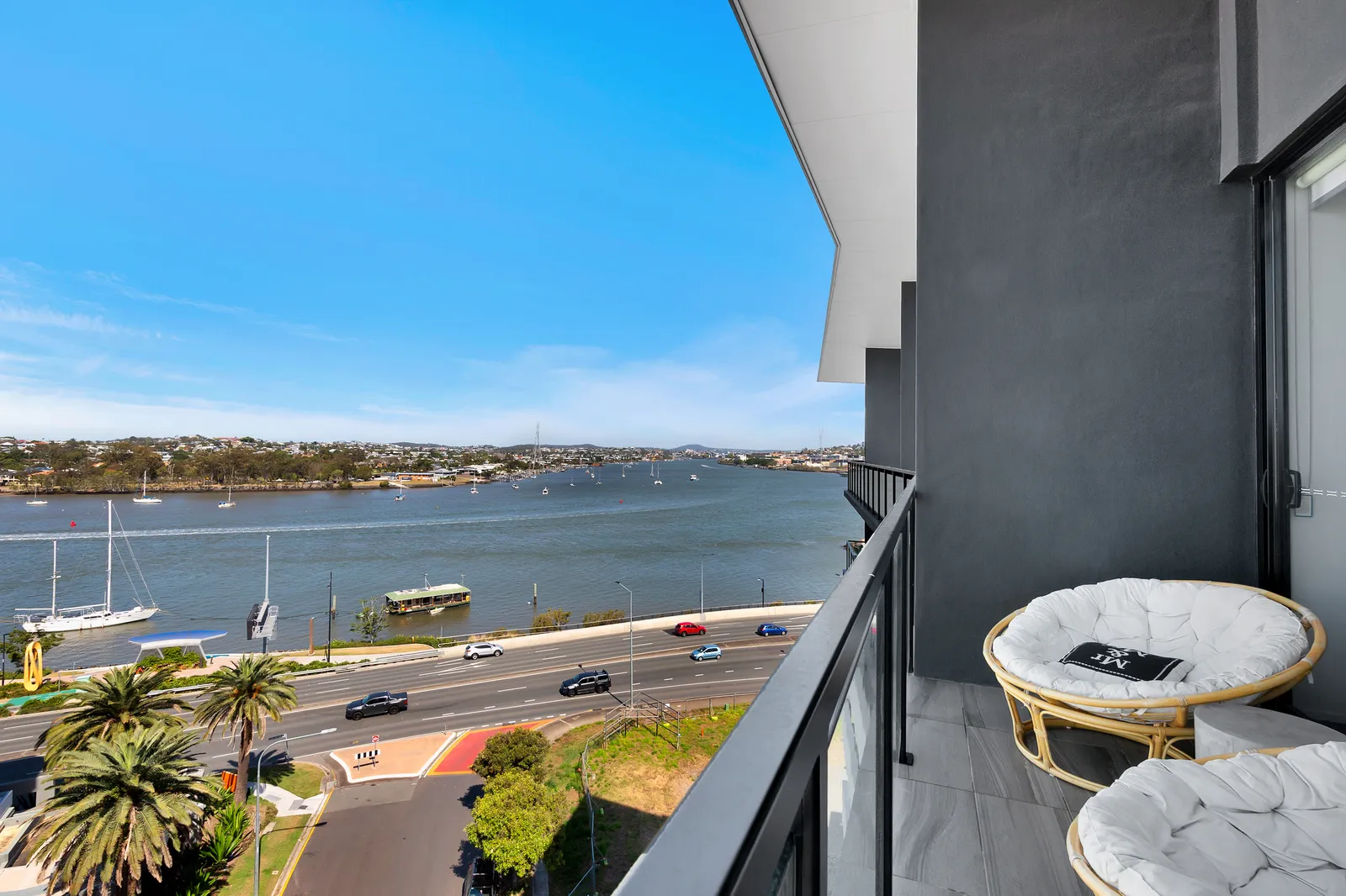 908/8 Hunt Street, Hamilton