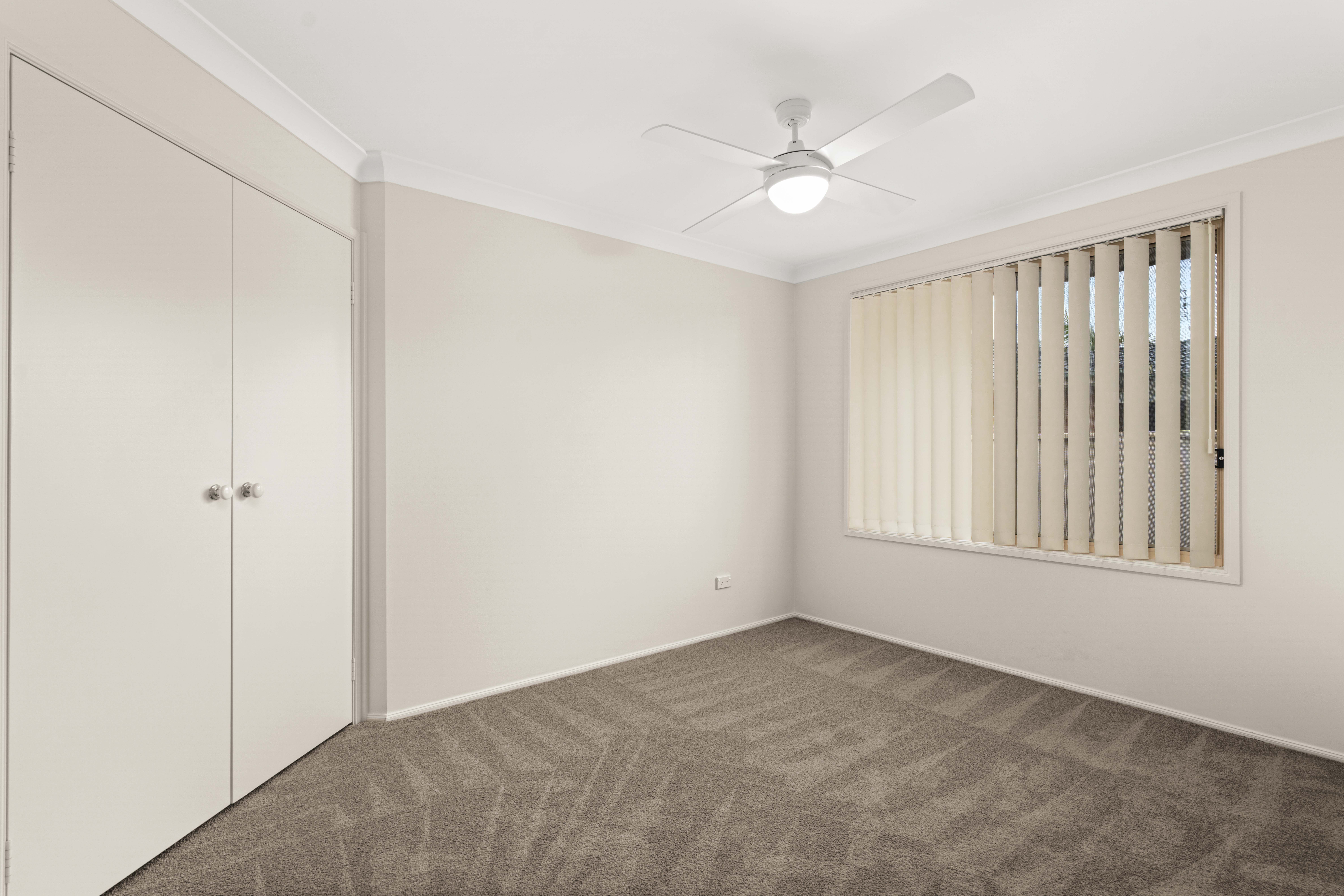 6 Marsden Close — photo 17 of 20