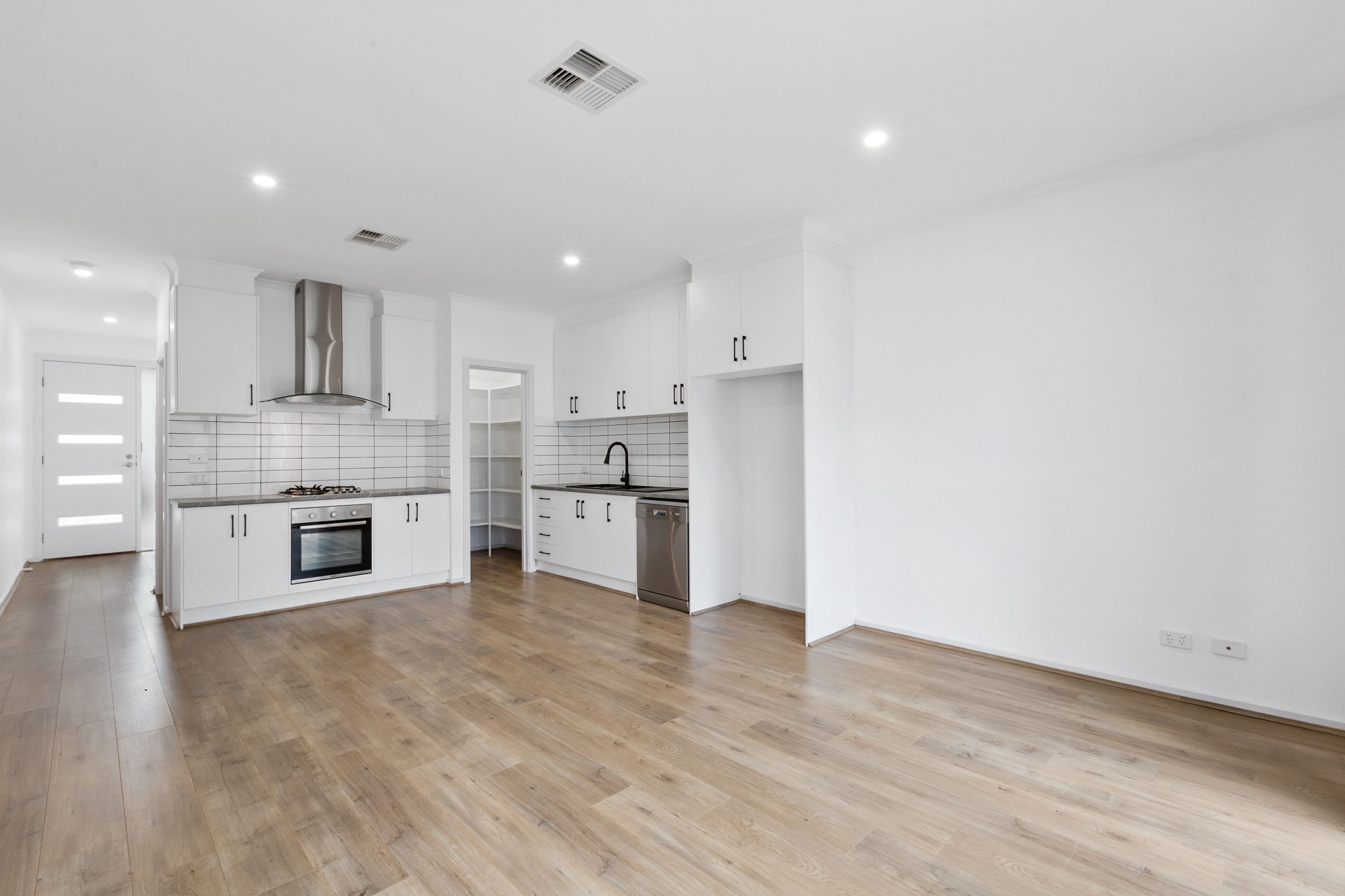 53 Whiltshire Drive, Lightsview, SA 5085