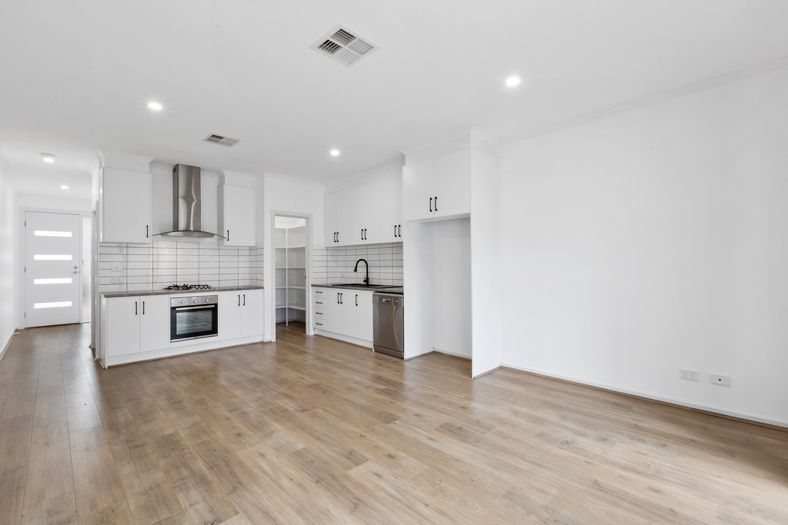 53 Whiltshire Drive, Lightsview, SA 5085