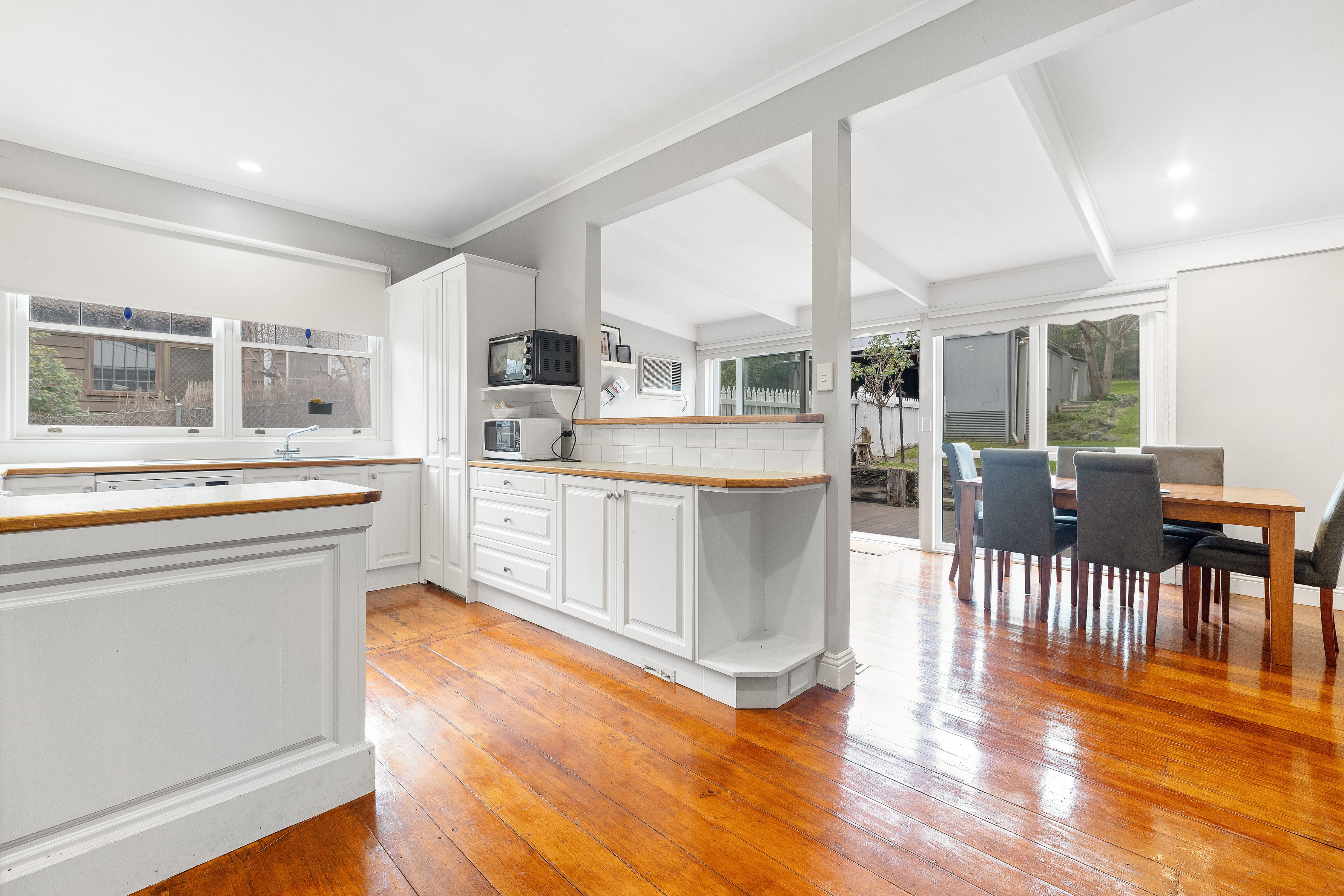 8 Dorset Road — photo 8 of 20
