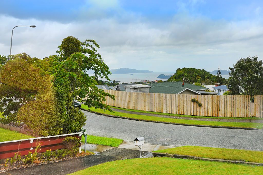 3 Laburnum Grove, Maungaraki, Lower Hutt City