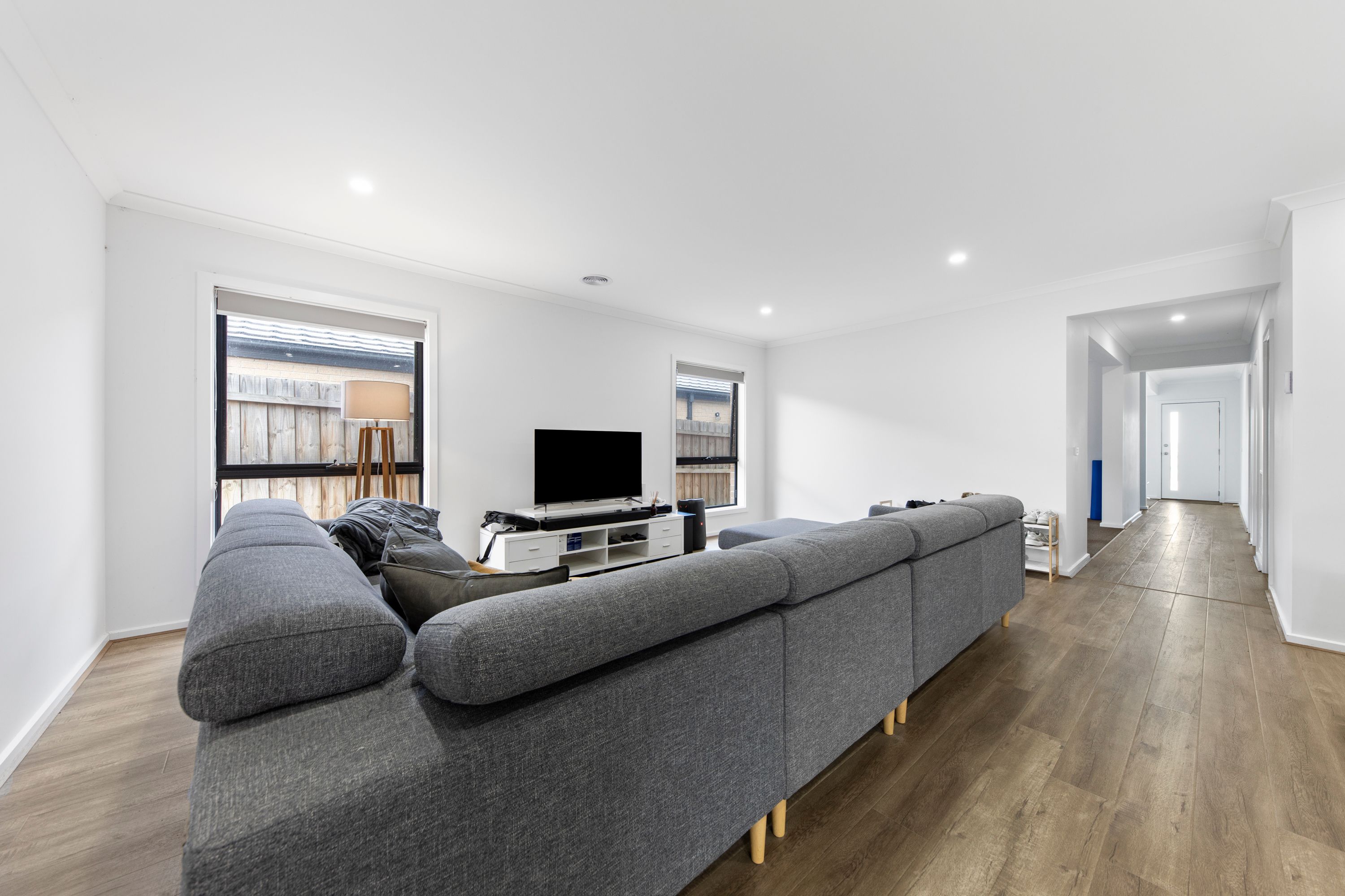 48 Barbara Avenue — photo 7 of 29