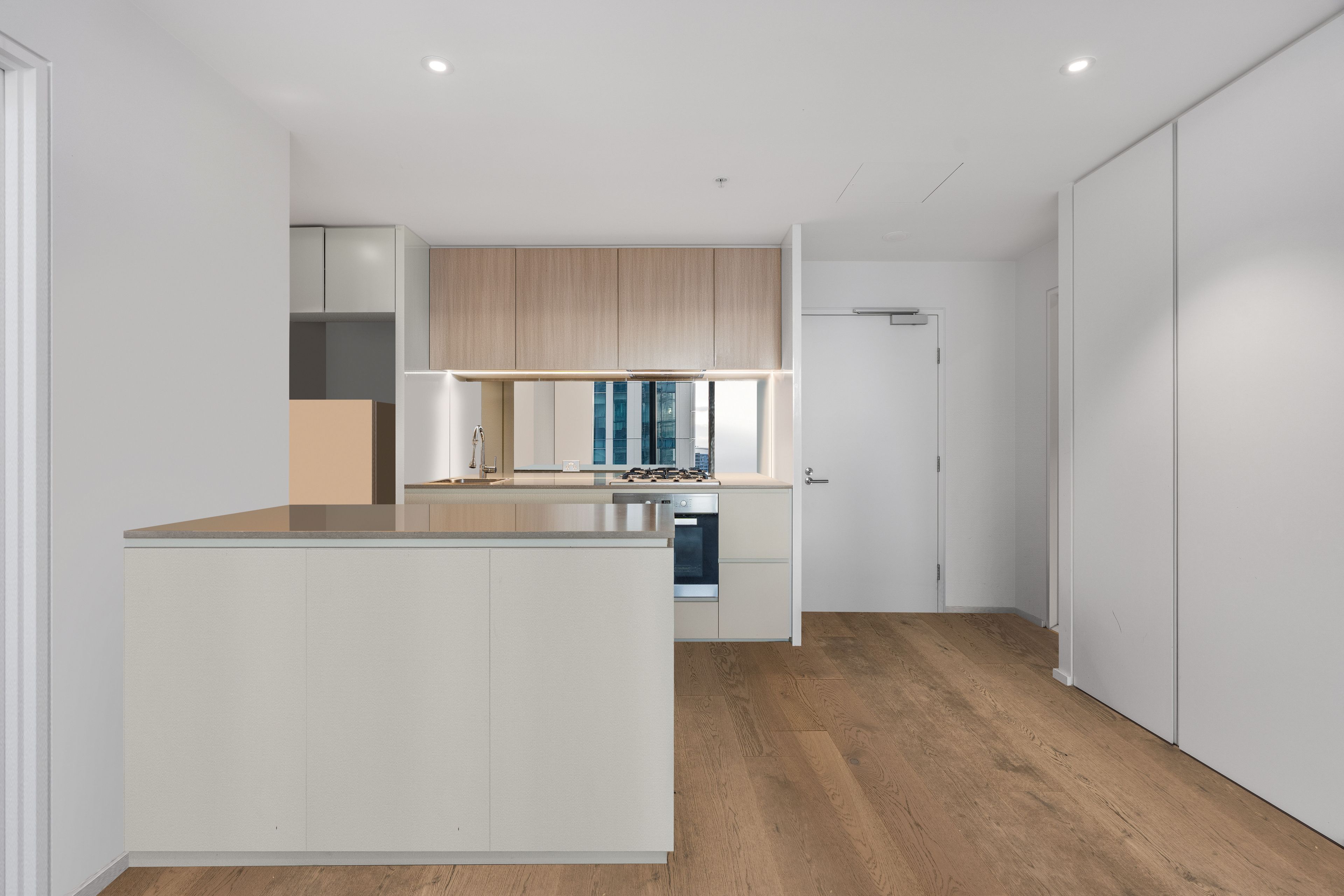 1311N/889 Collins Street — photo 4 of 21