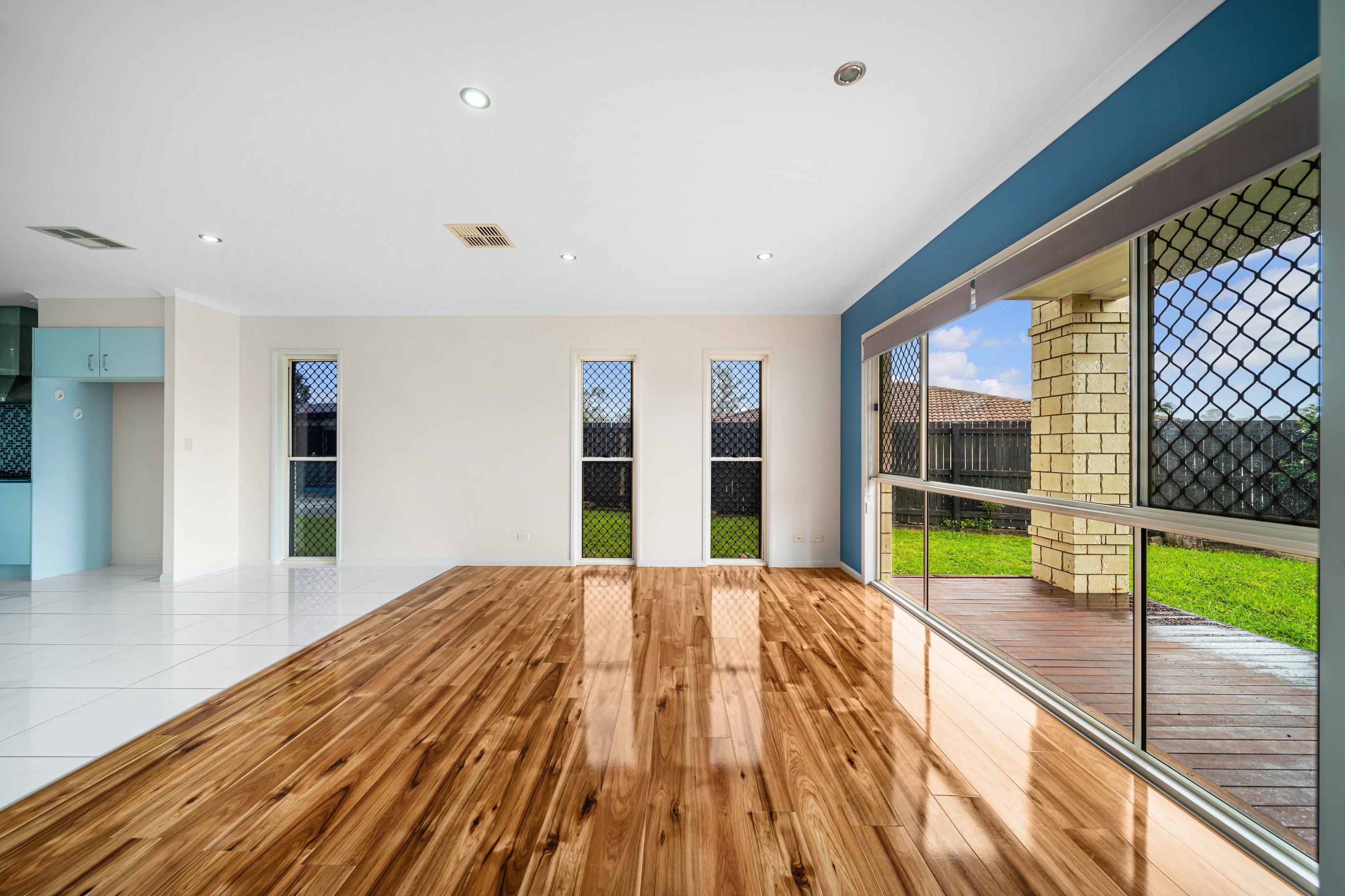 27 Hilltop Avenue, Southside, QLD 4570