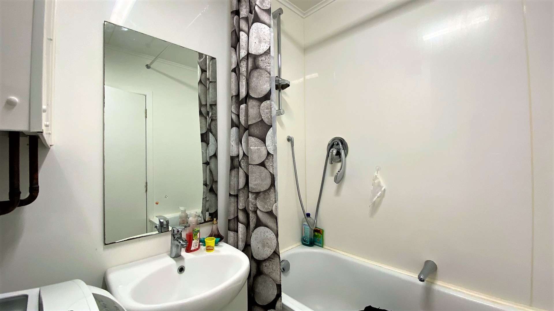 47 Eskdale Road photo 10