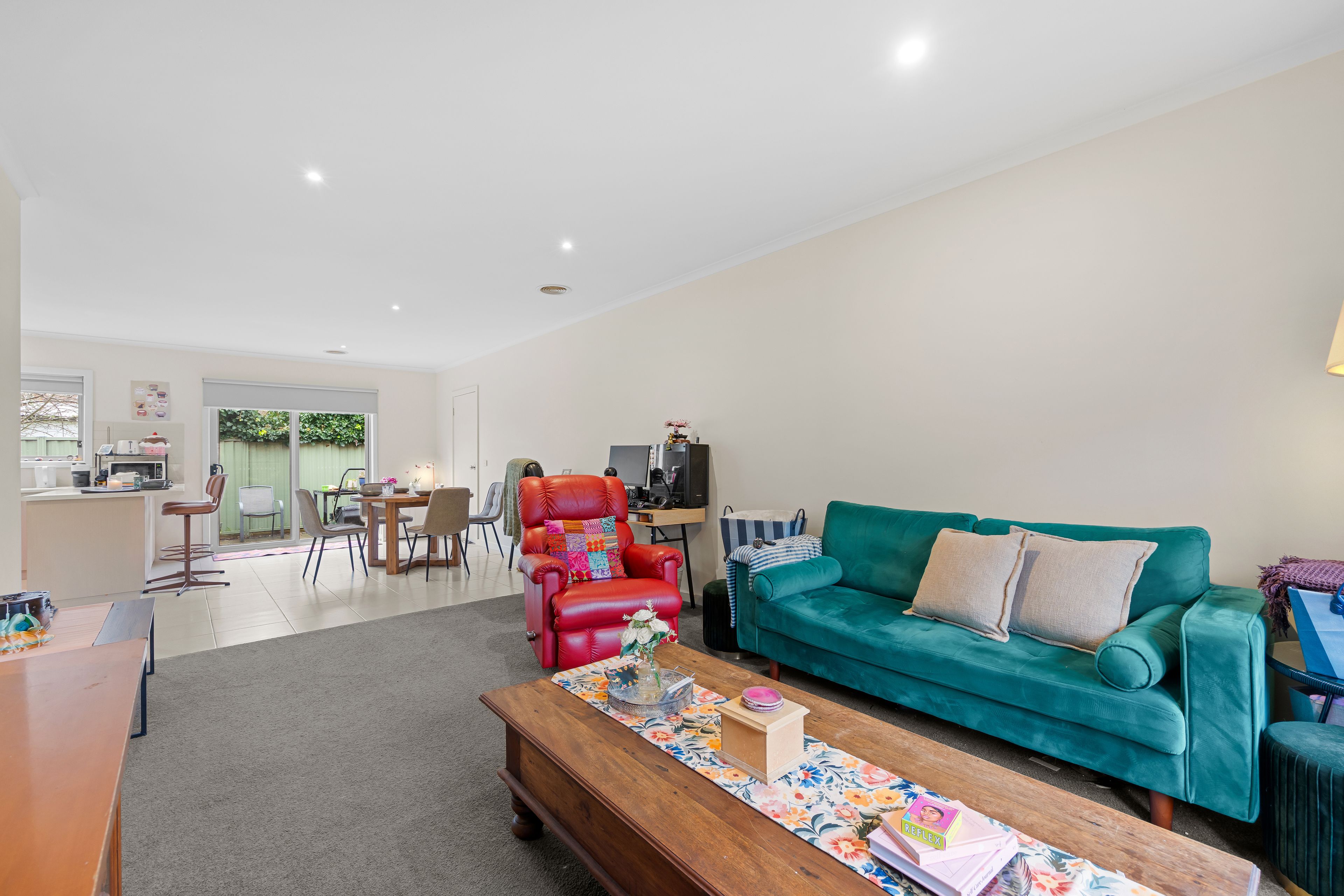 2/14 Rattray Court — photo 6 of 23